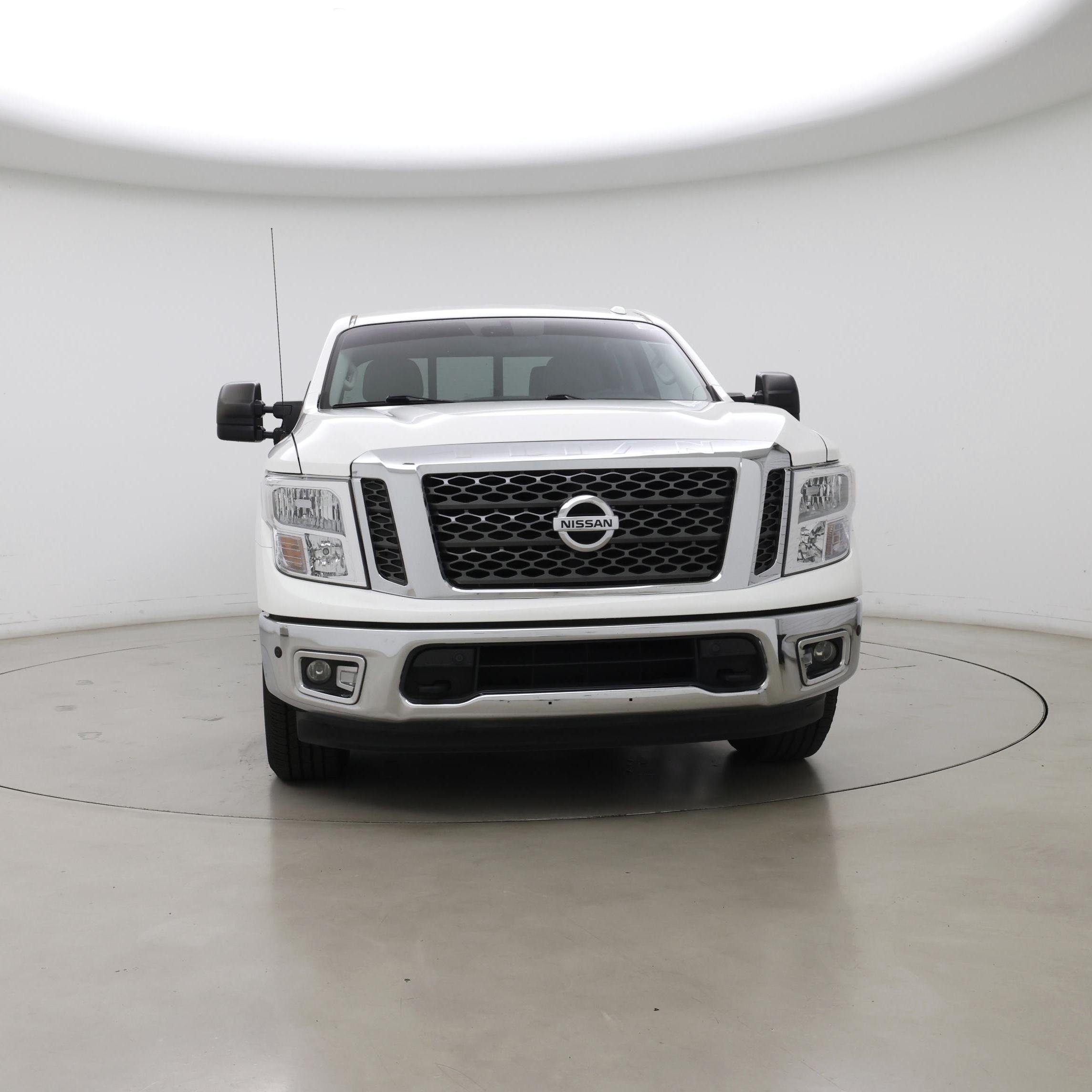 Thumbnail: 2017 Nissan Titan - 5