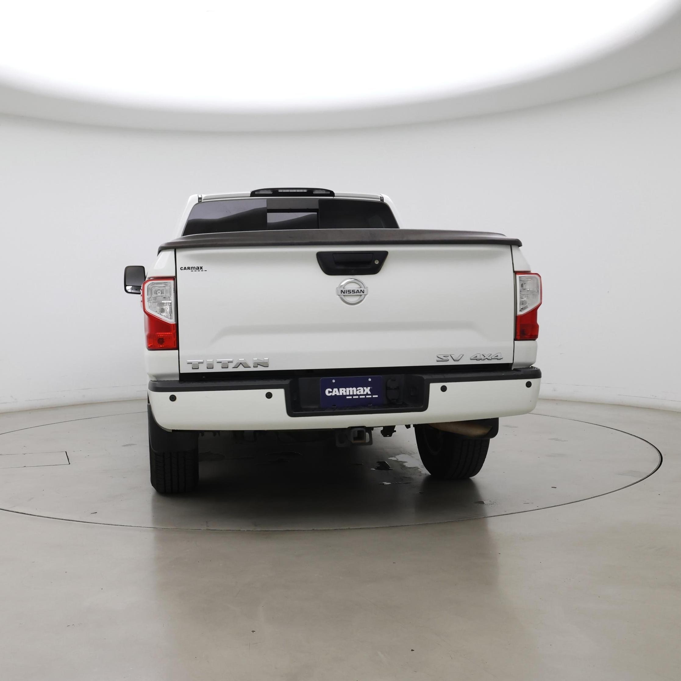 Thumbnail: 2017 Nissan Titan - 6