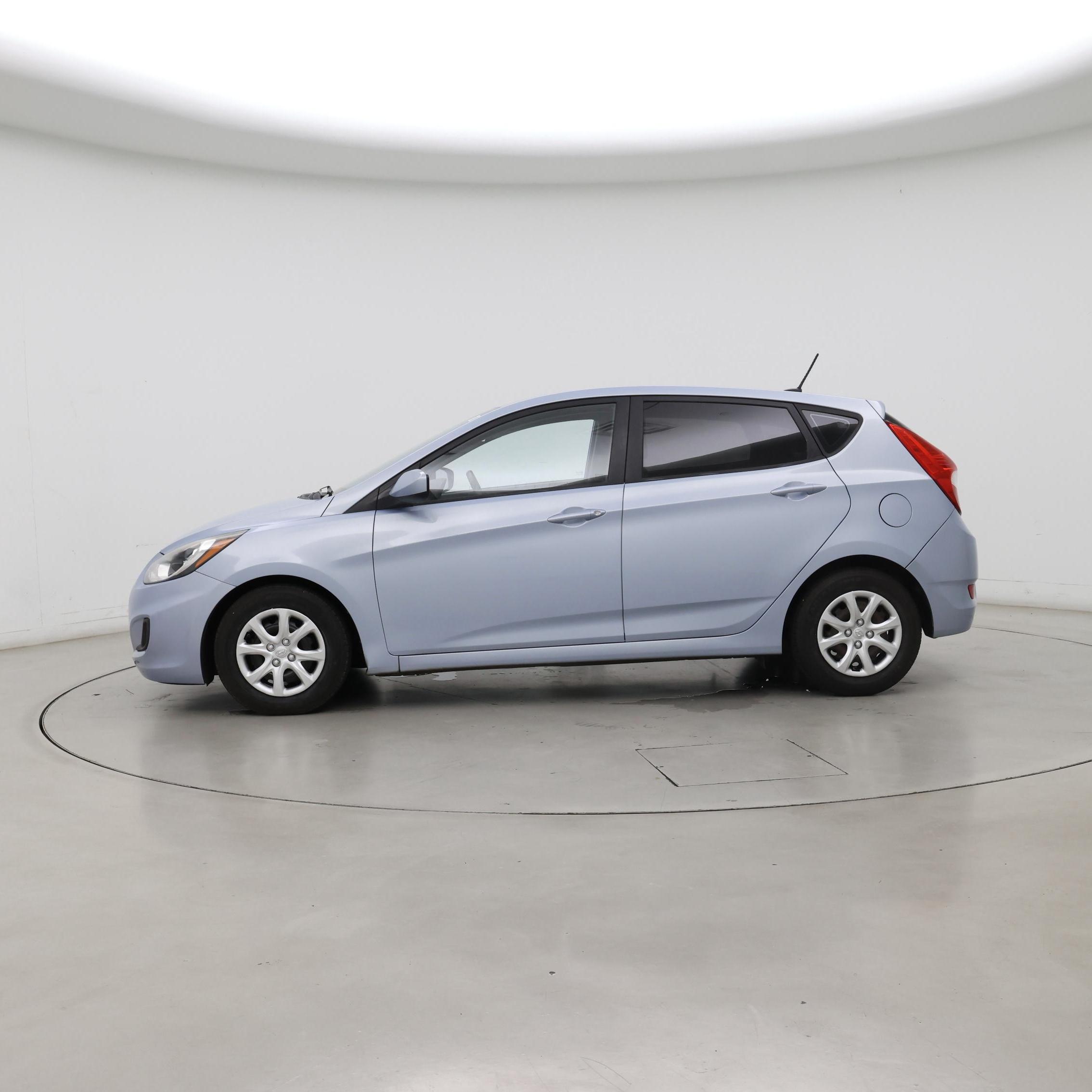 Thumbnail: 2014 Hyundai Accent - 3