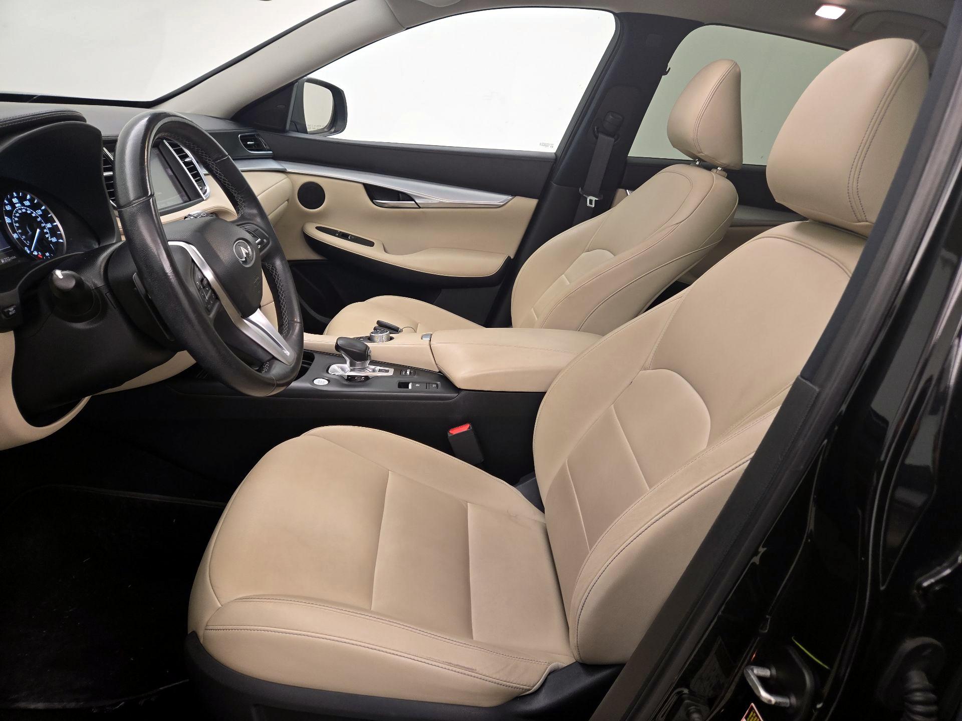 Thumbnail: 2019 INFINITI QX50 - 11