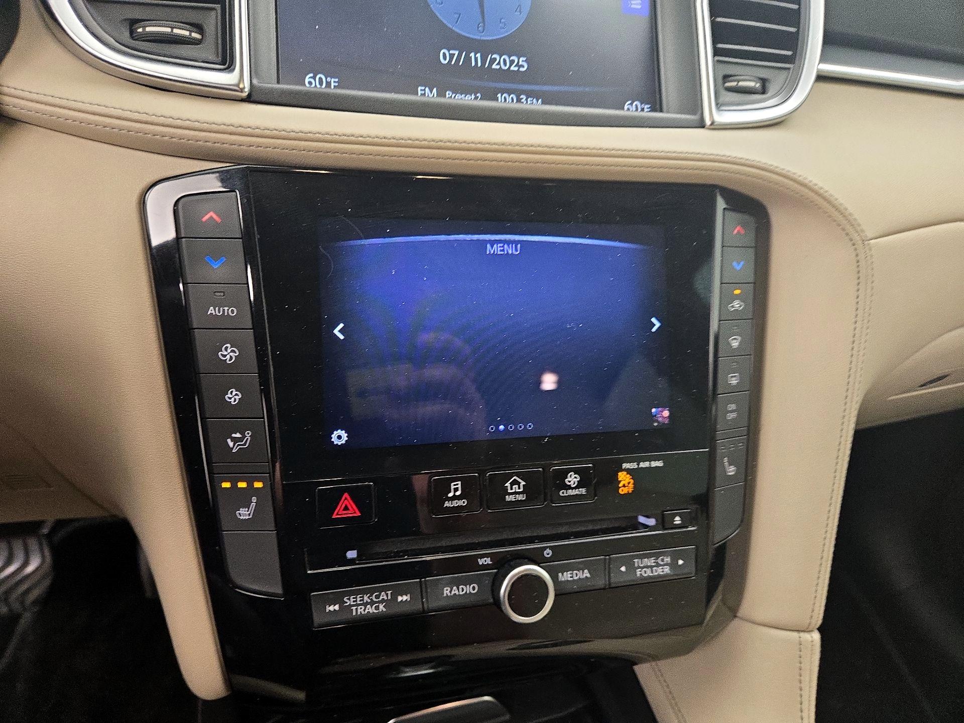 Thumbnail: 2019 INFINITI QX50 - 16