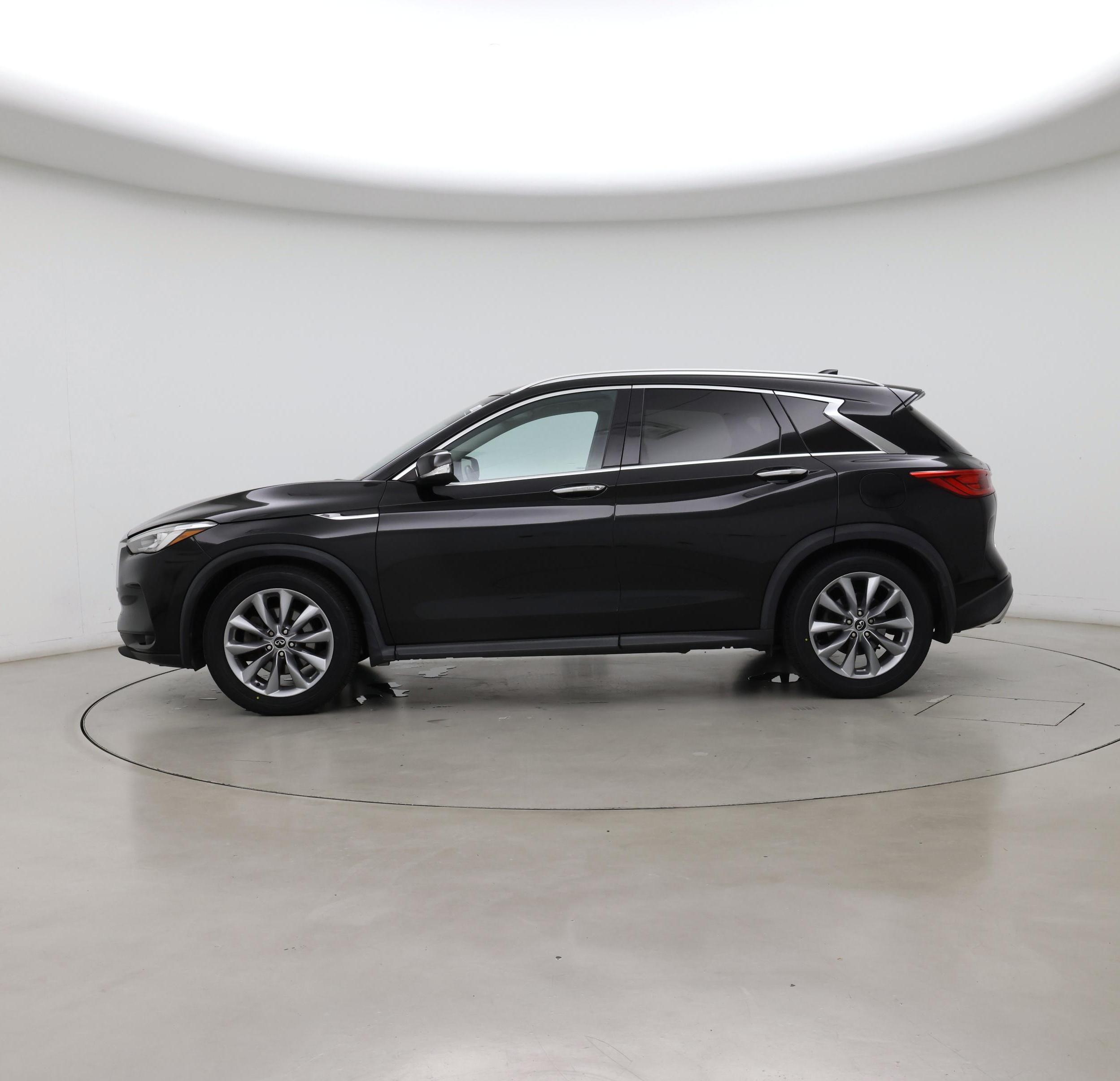 Thumbnail: 2019 INFINITI QX50 - 3
