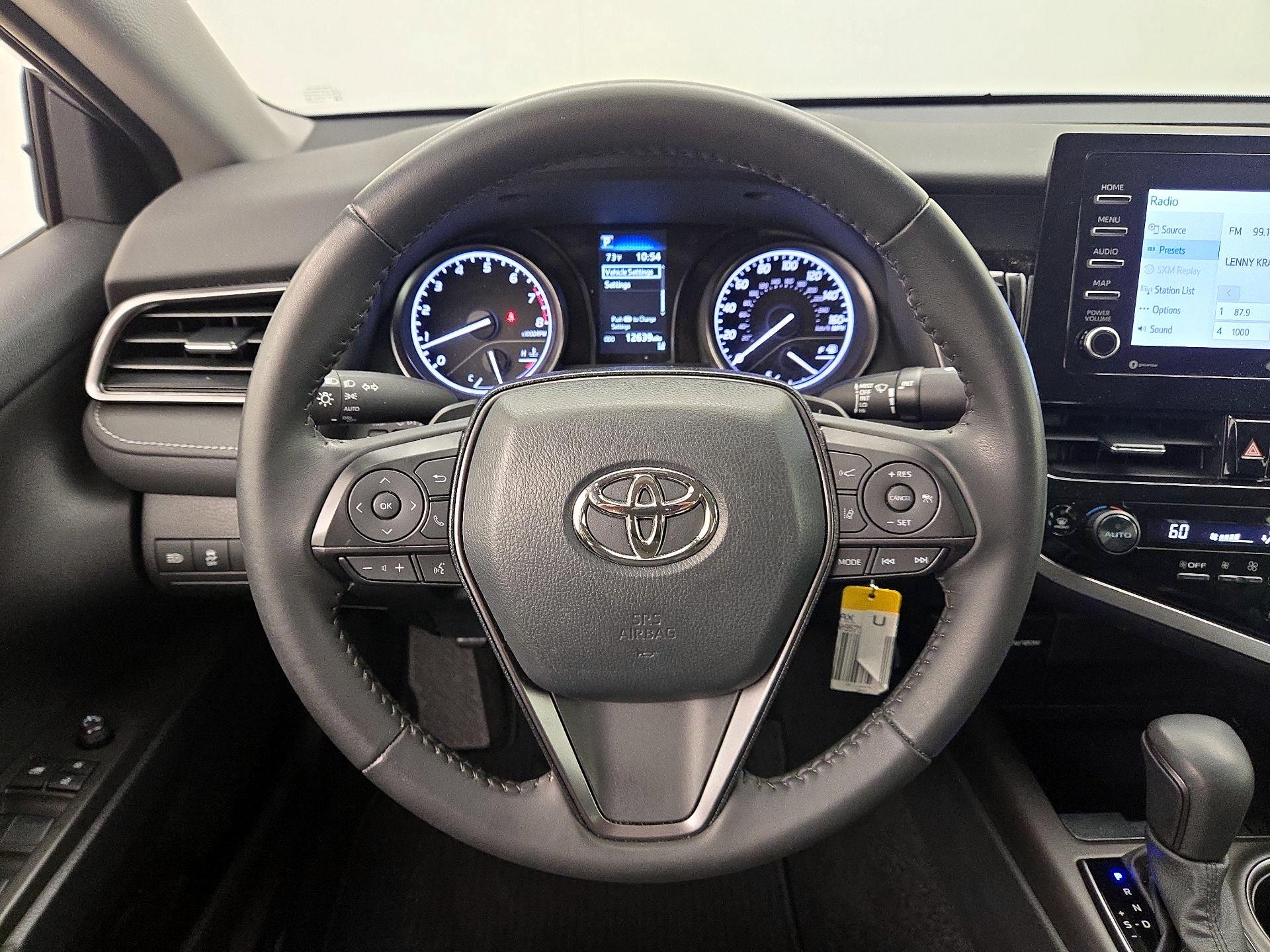 Thumbnail: 2023 Toyota Camry - 10