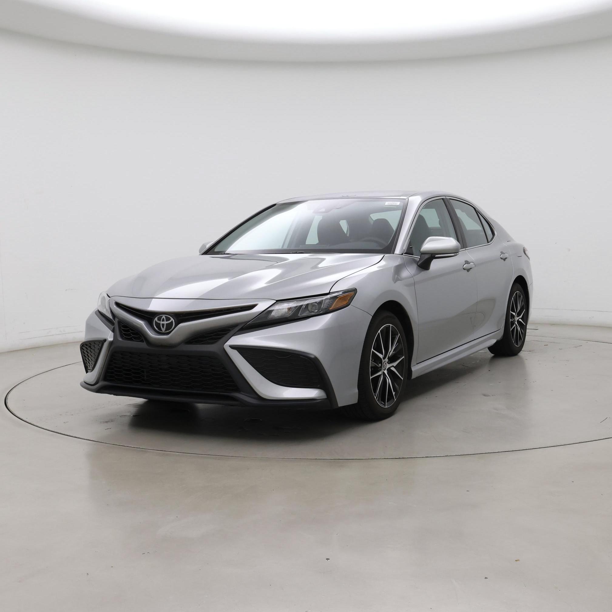 Thumbnail: 2023 Toyota Camry - 4