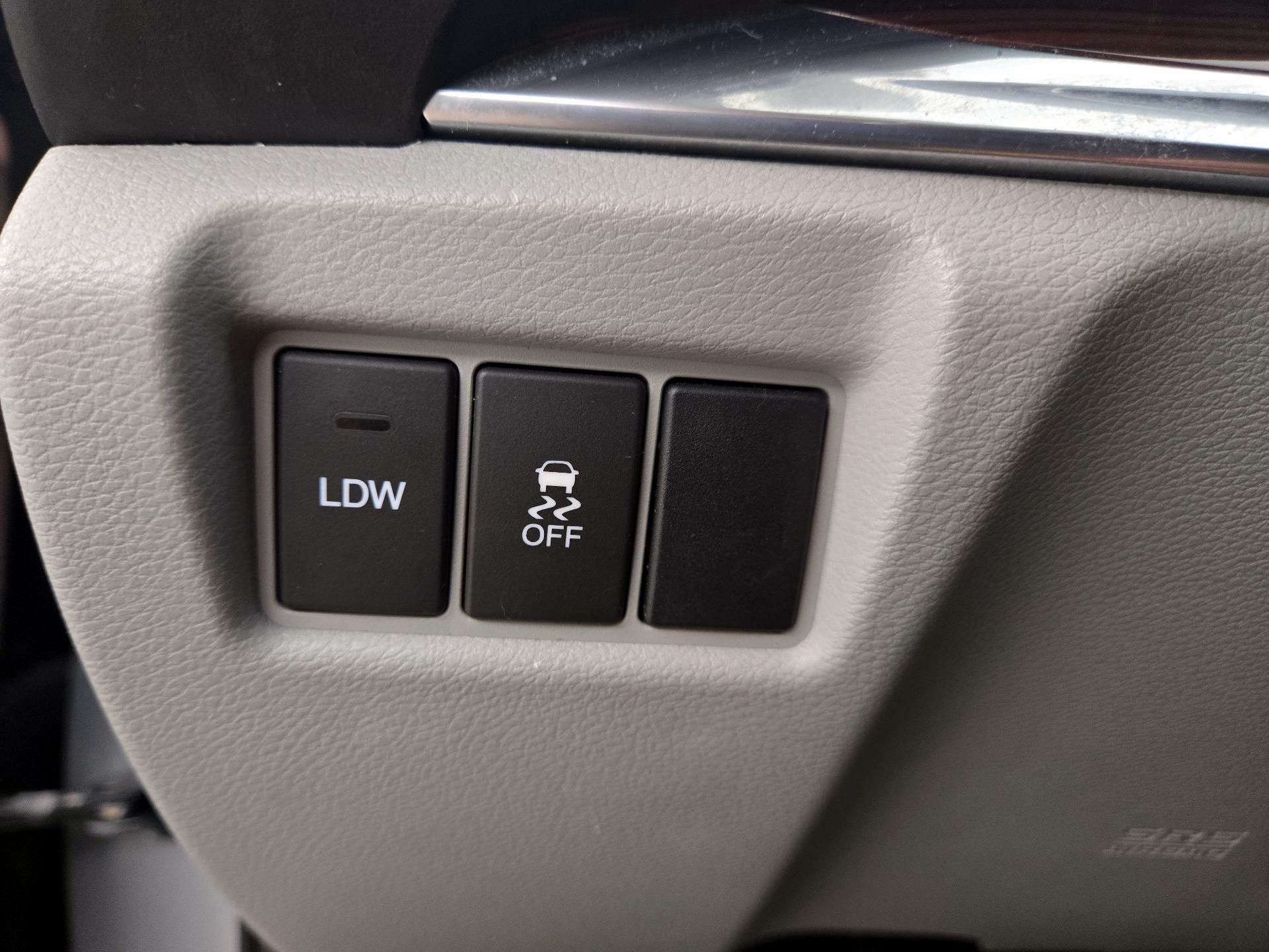 Thumbnail: 2015 Acura MDX - 13
