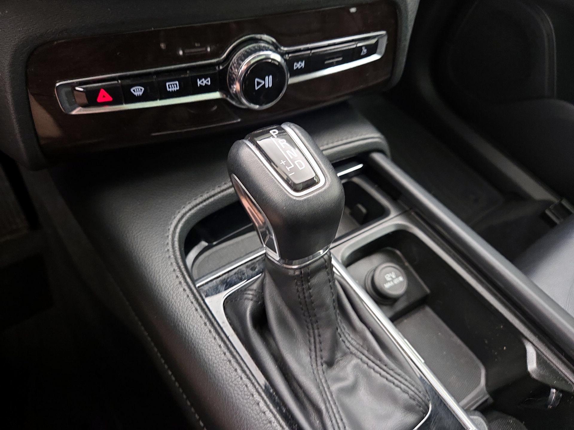Thumbnail: 2019 Volvo XC90 - 17