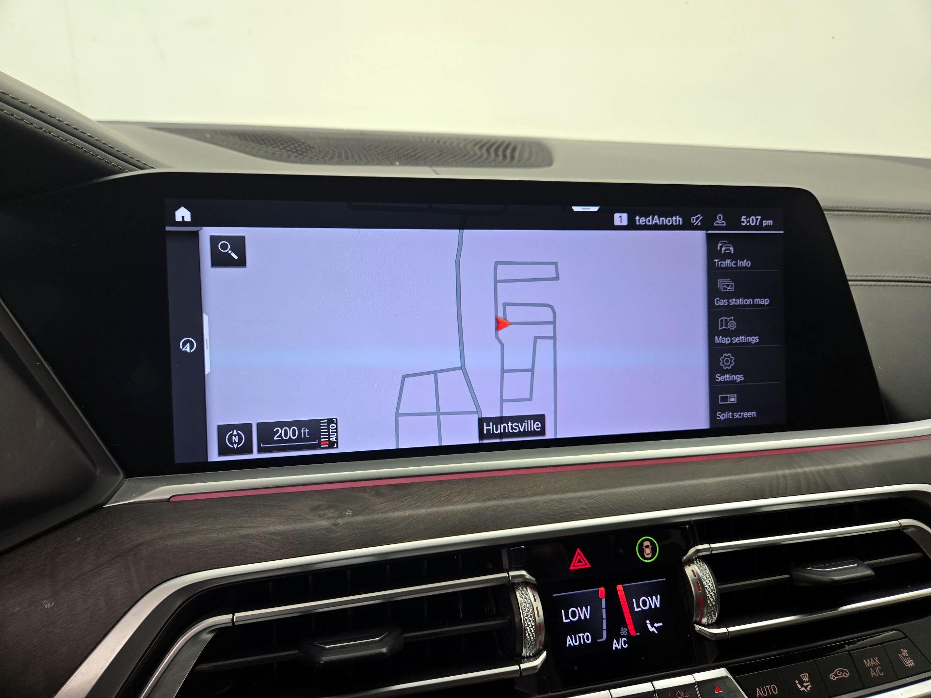 Thumbnail: 2021 BMW X7 - 14