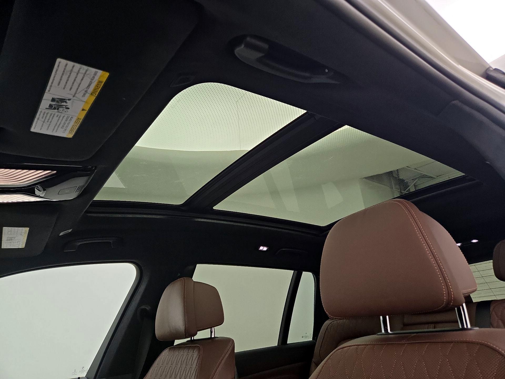 Thumbnail: 2021 BMW X7 - 20