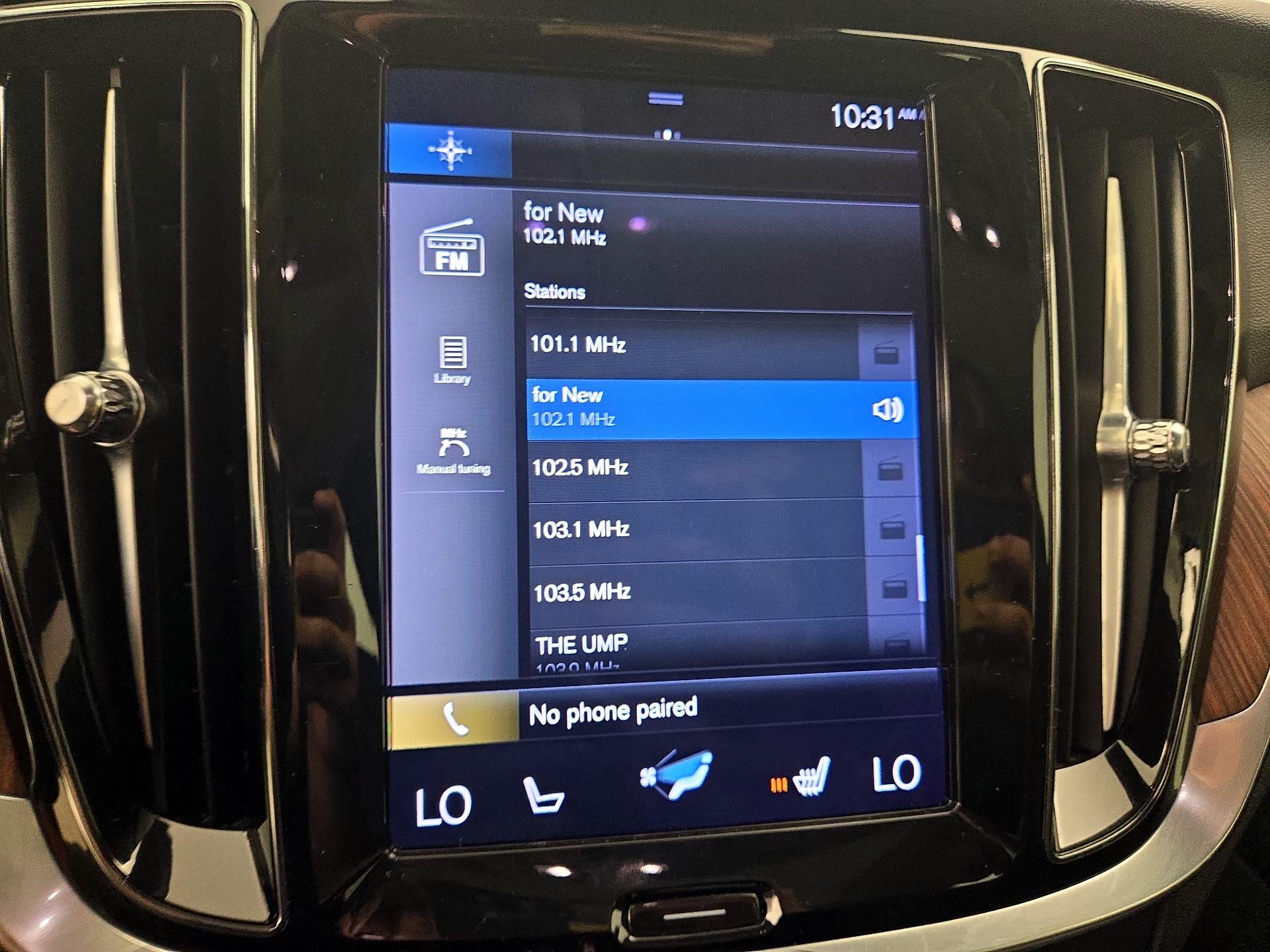 Thumbnail: 2021 Volvo S60 - 16