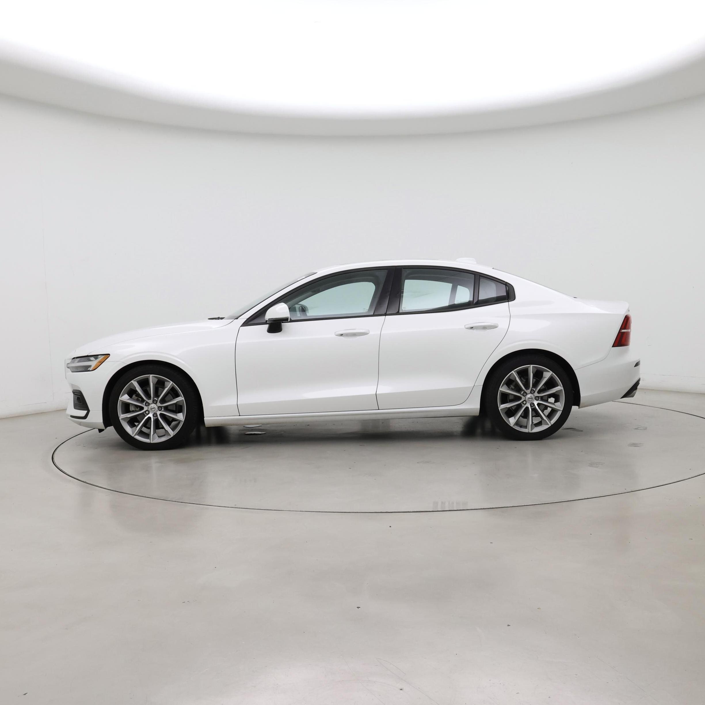 Thumbnail: 2021 Volvo S60 - 3