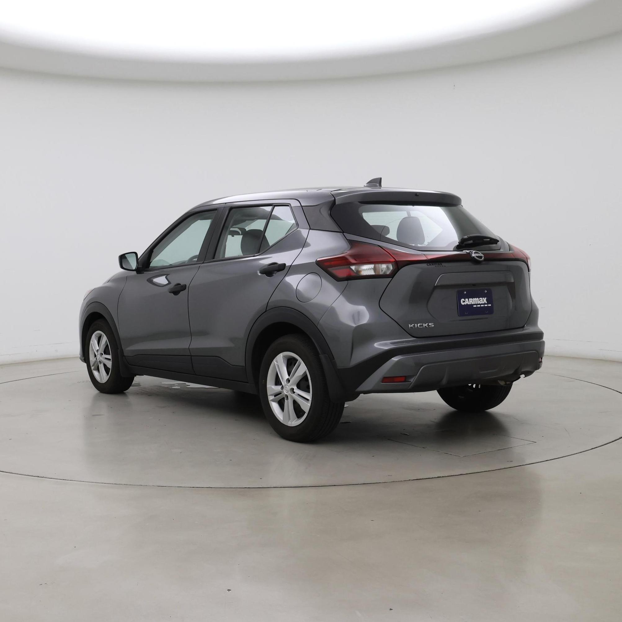 Thumbnail: 2023 Nissan Kicks - 2