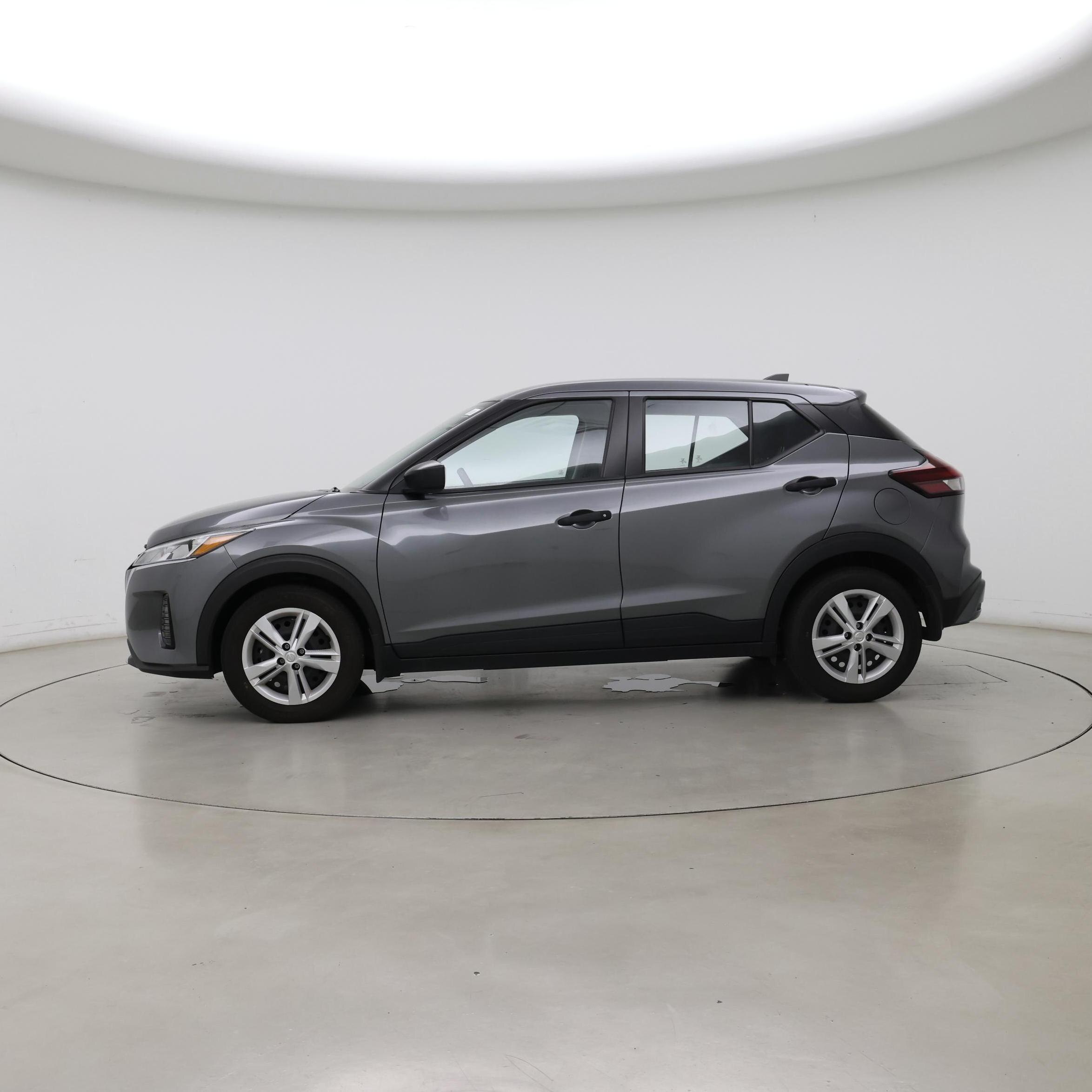 Thumbnail: 2023 Nissan Kicks - 3