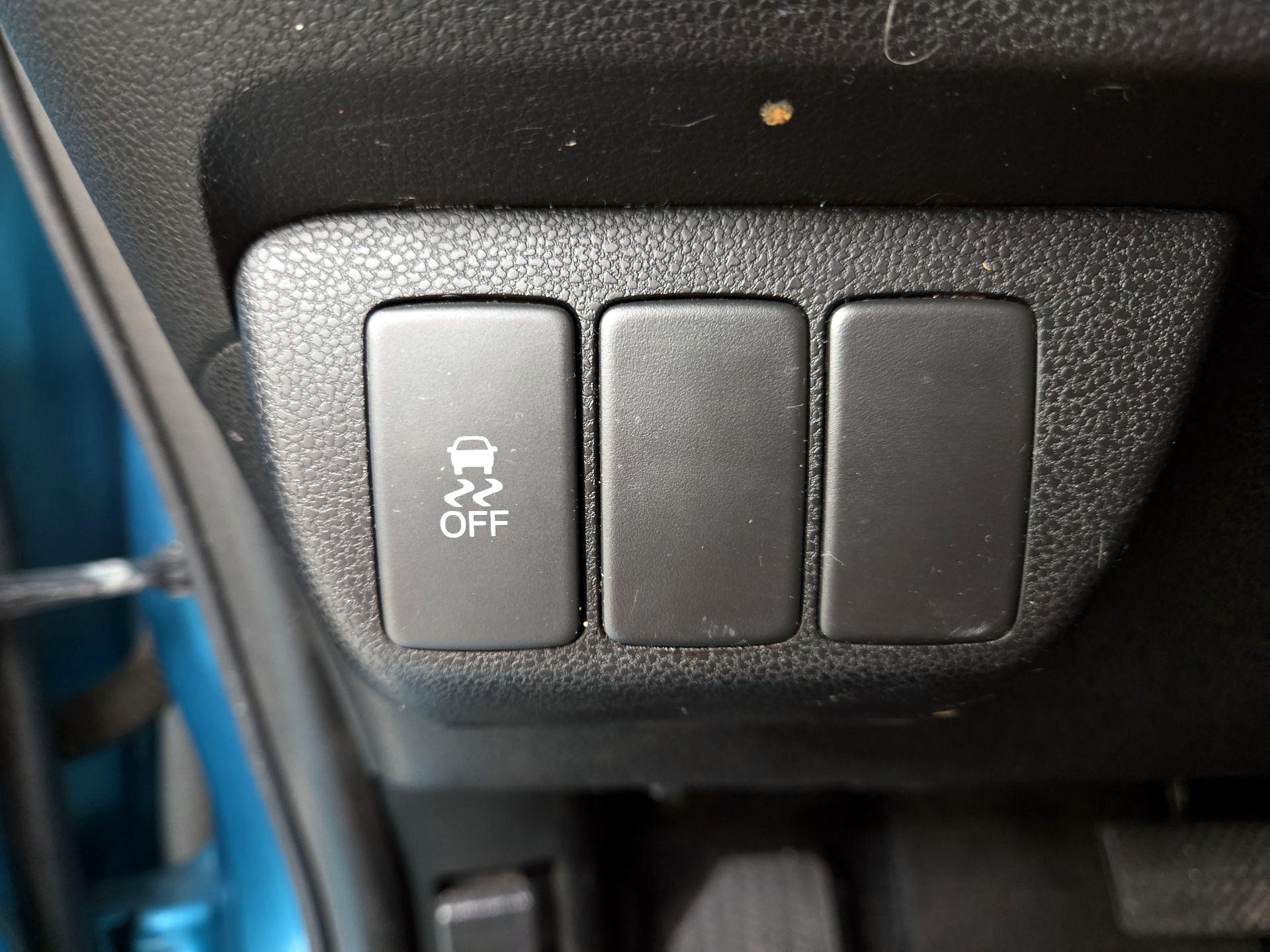 Thumbnail: 2013 Honda Fit - 13