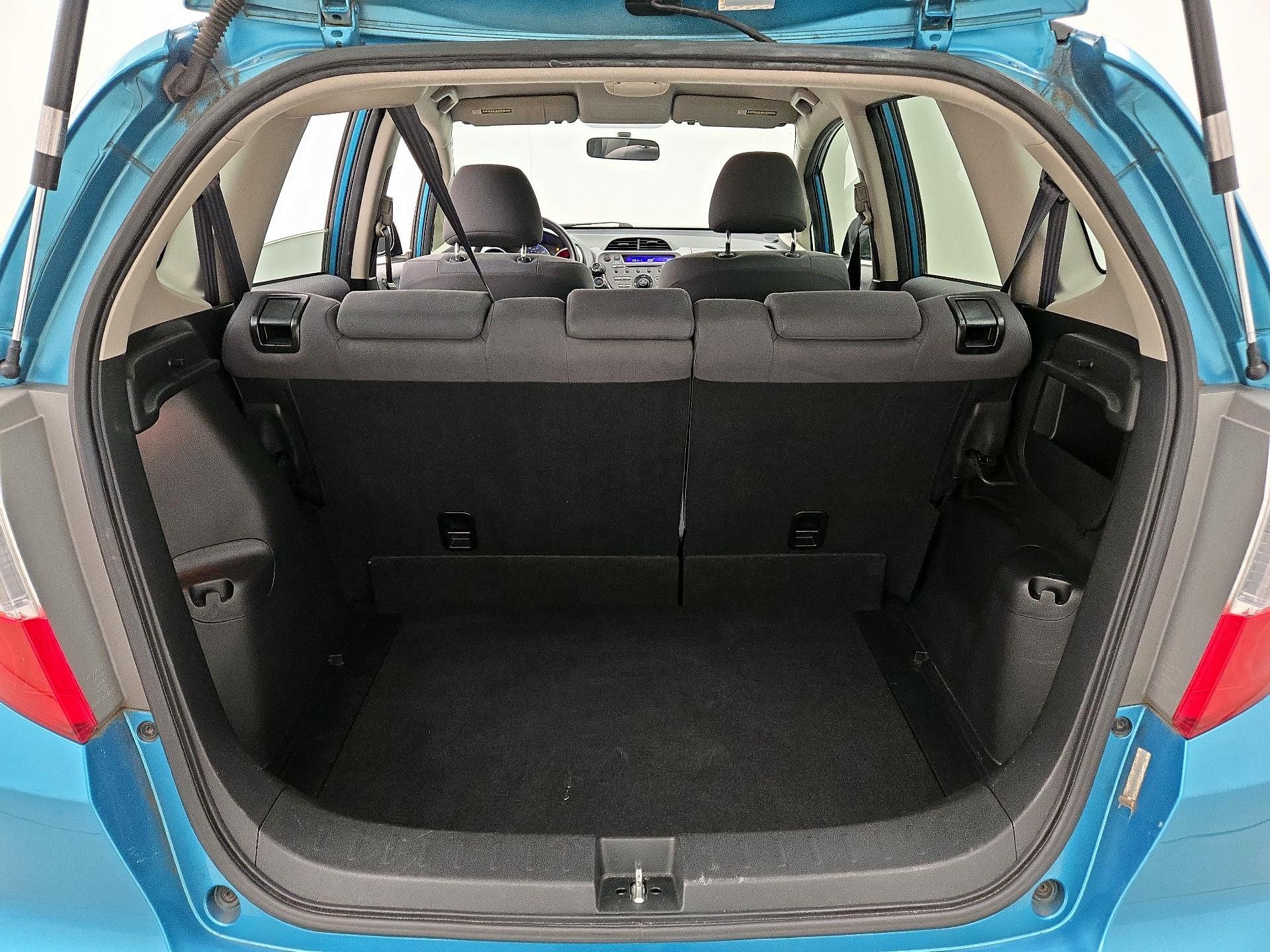 Thumbnail: 2013 Honda Fit - 19