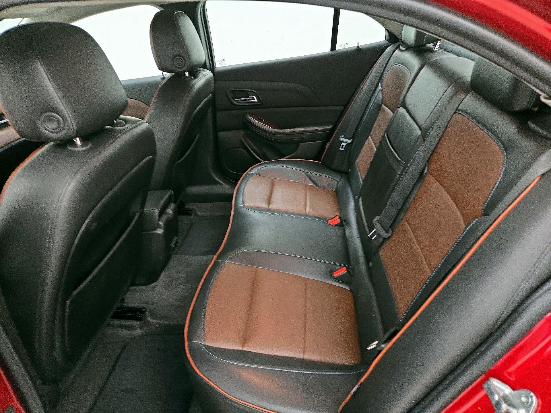 Thumbnail: 2013 Chevrolet Malibu - 20