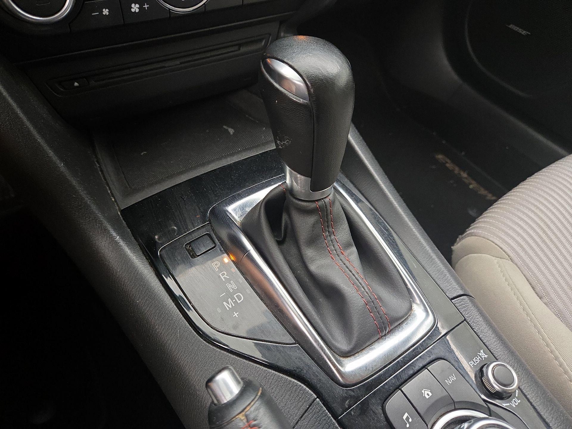 Thumbnail: 2014 Mazda Mazda3 - 18