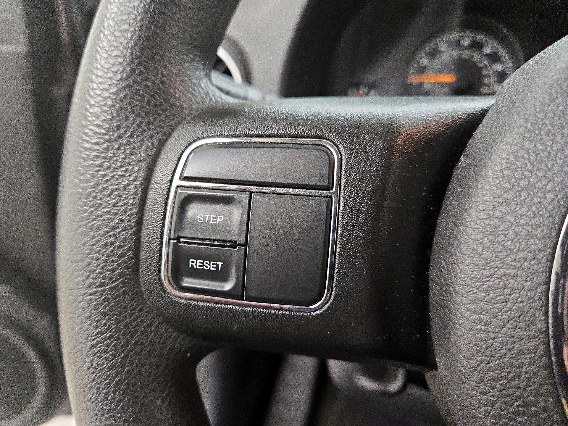 Thumbnail: 2016 Jeep Compass - 13
