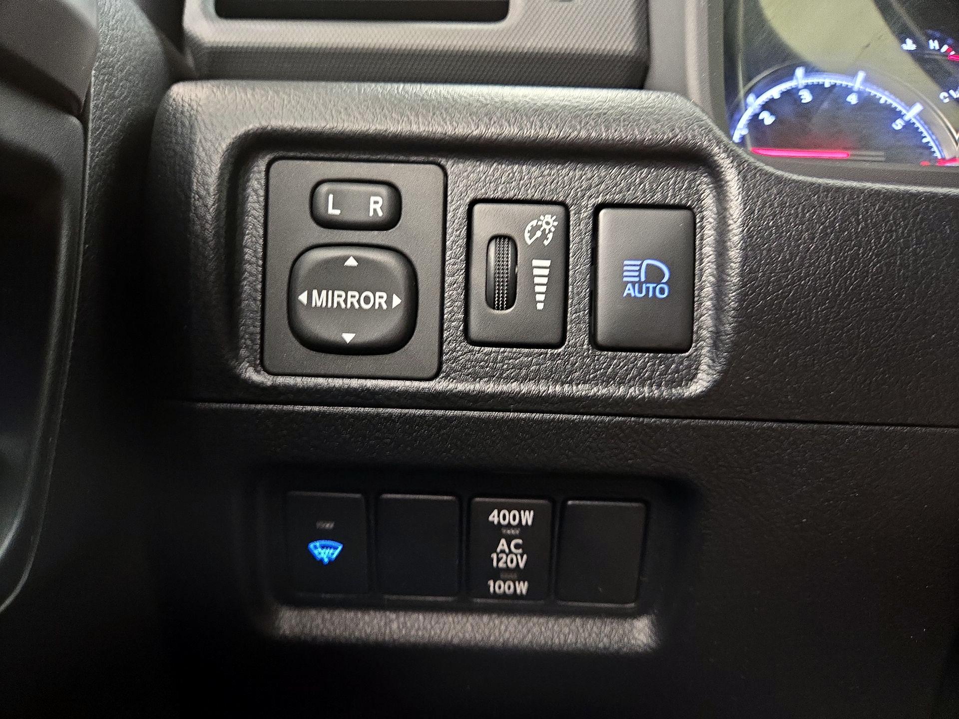 Thumbnail: 2021 Toyota 4Runner - 13