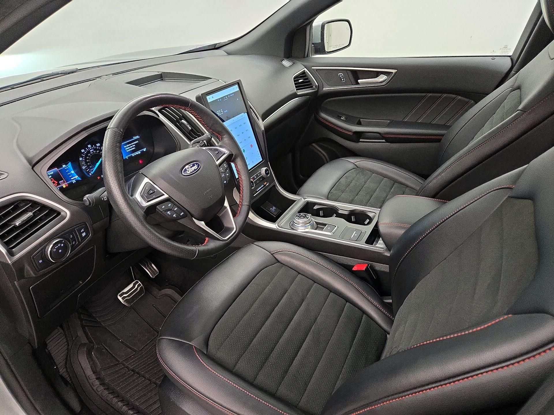 Thumbnail: 2022 Ford Edge - 11