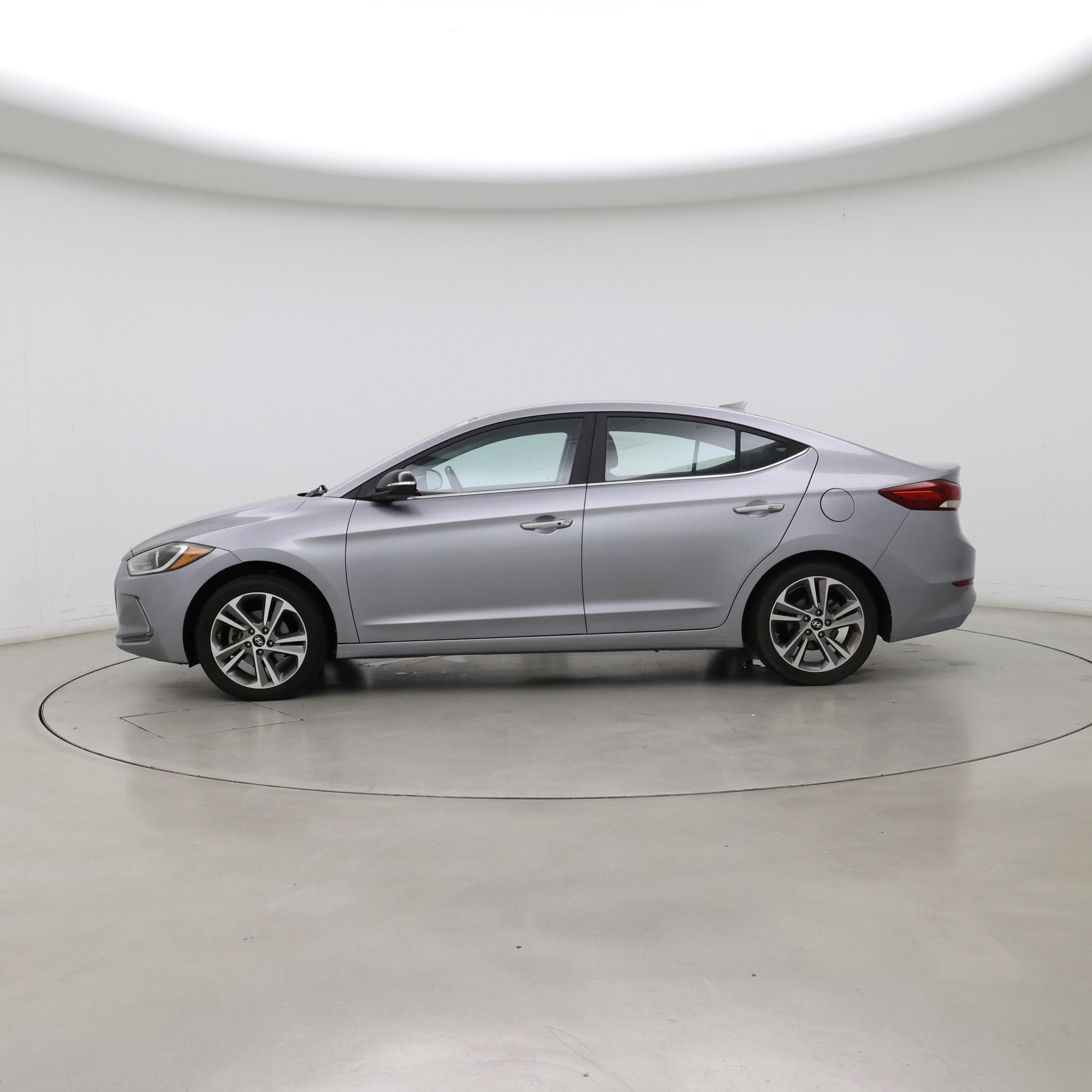Thumbnail: 2017 Hyundai Elantra - 3