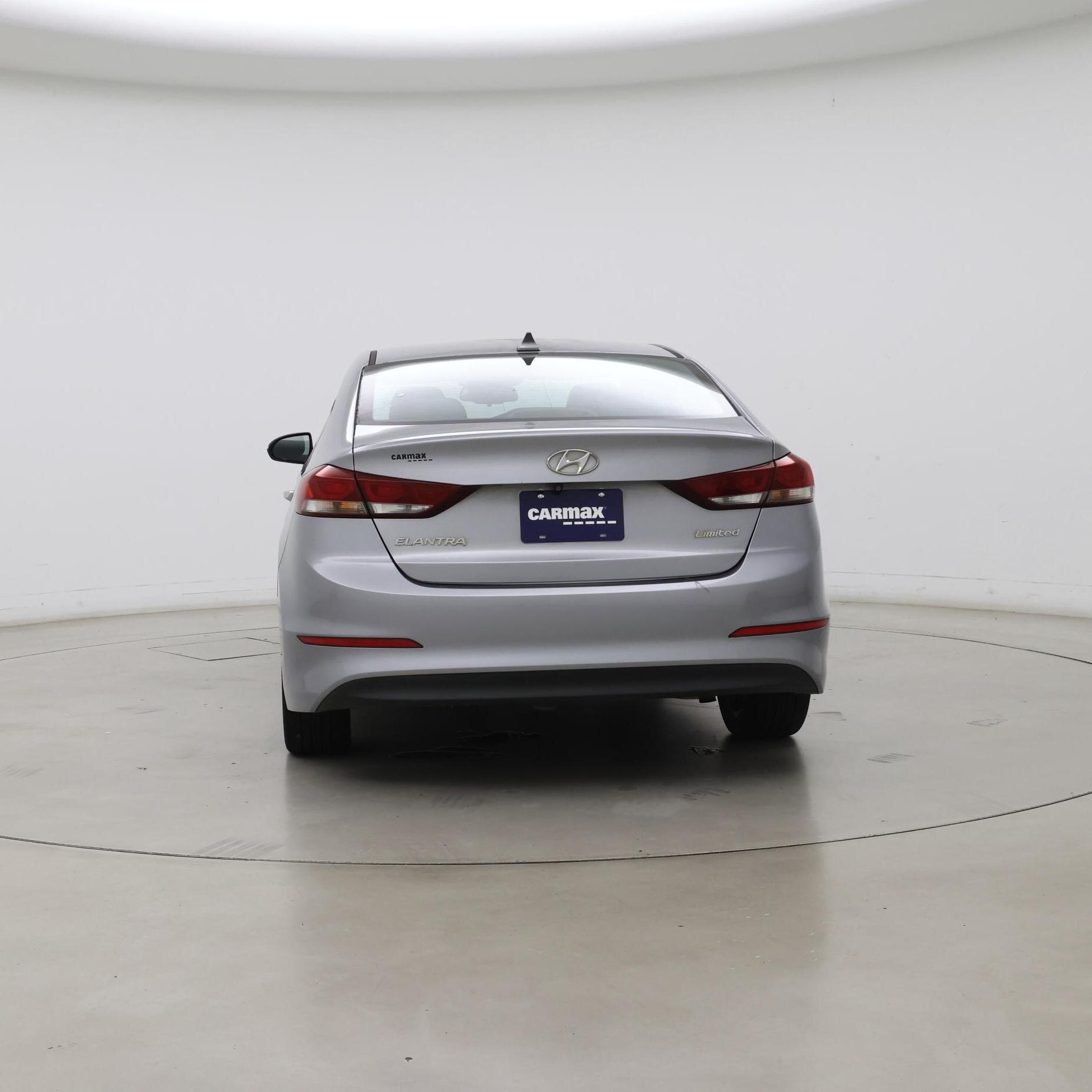 Thumbnail: 2017 Hyundai Elantra - 6