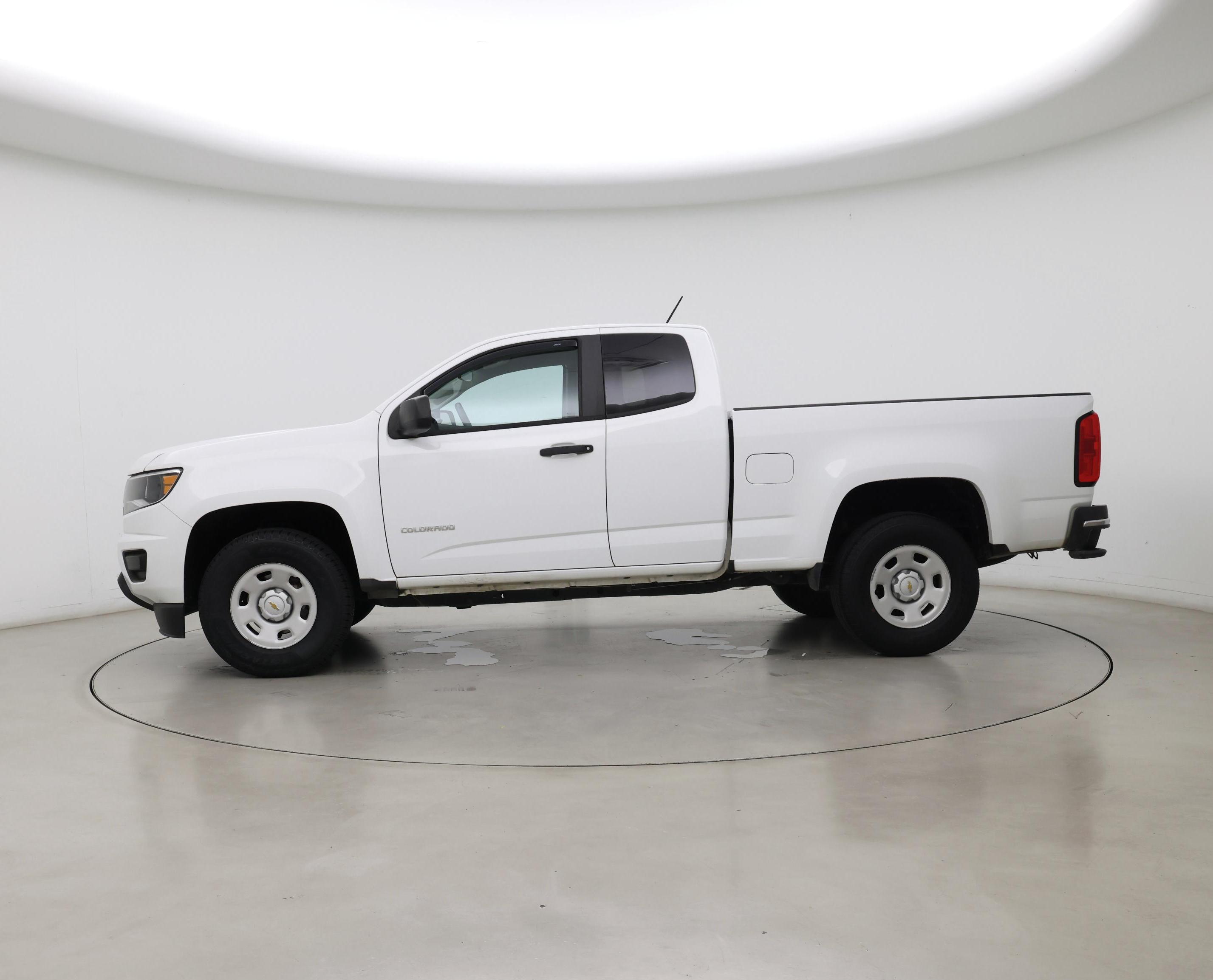 Thumbnail: 2020 Chevrolet Colorado - 3