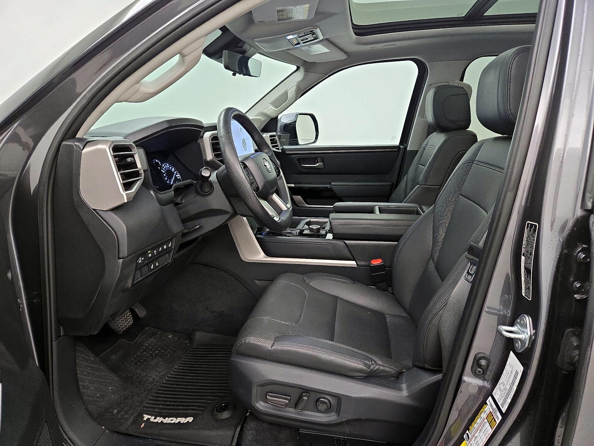 Thumbnail: 2022 Toyota Tundra - 11