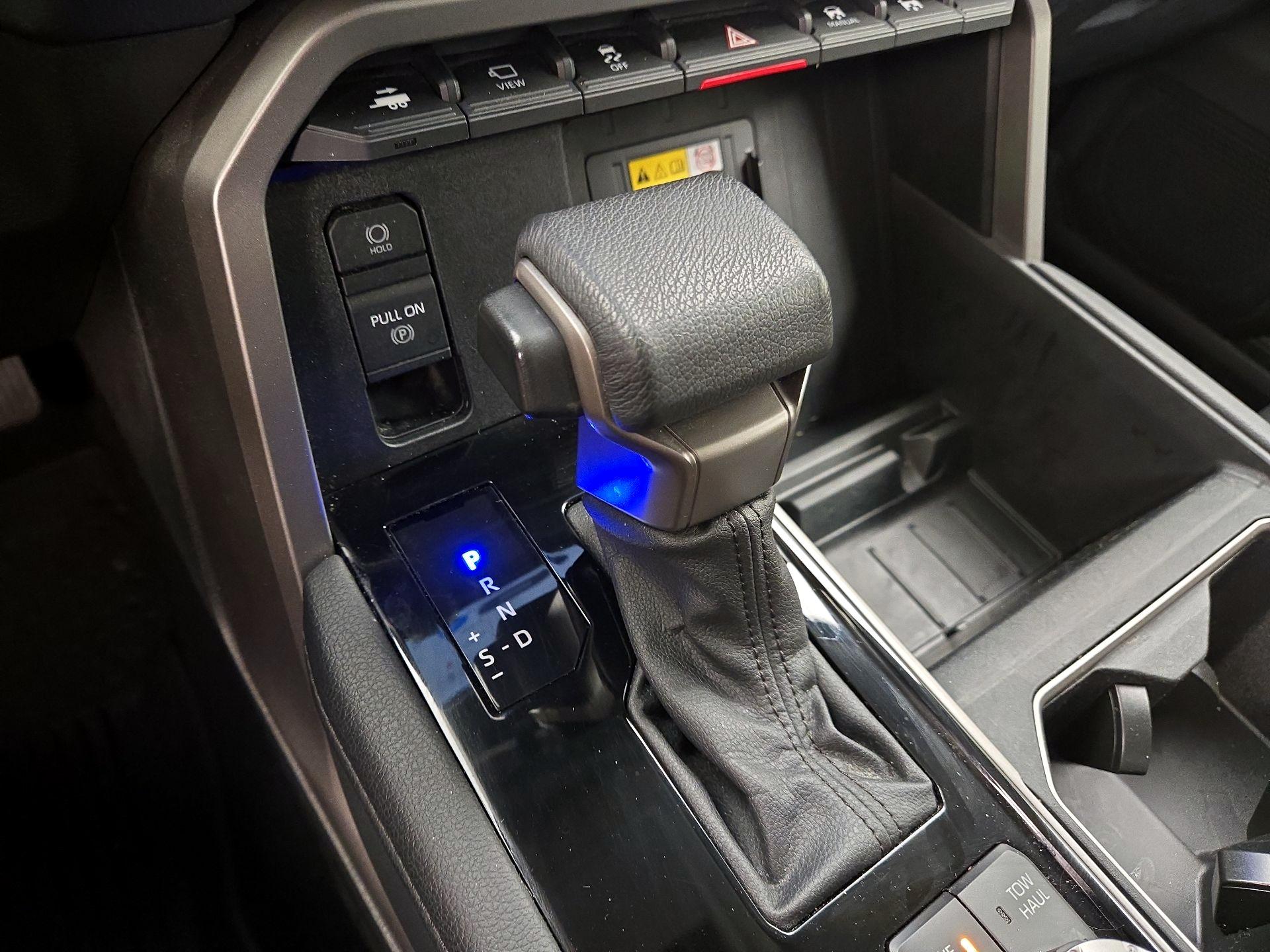 Thumbnail: 2022 Toyota Tundra - 17
