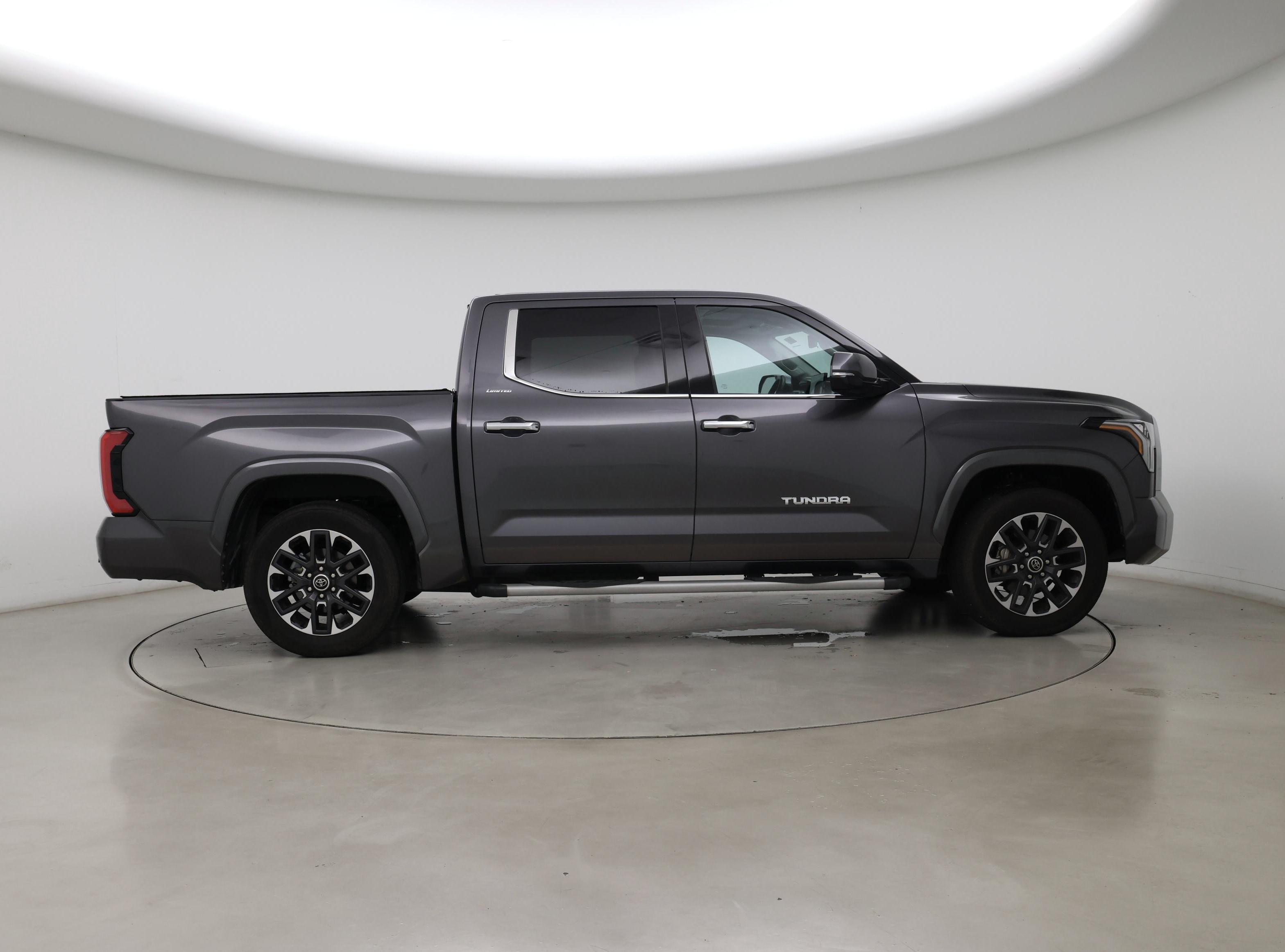 Thumbnail: 2022 Toyota Tundra - 7