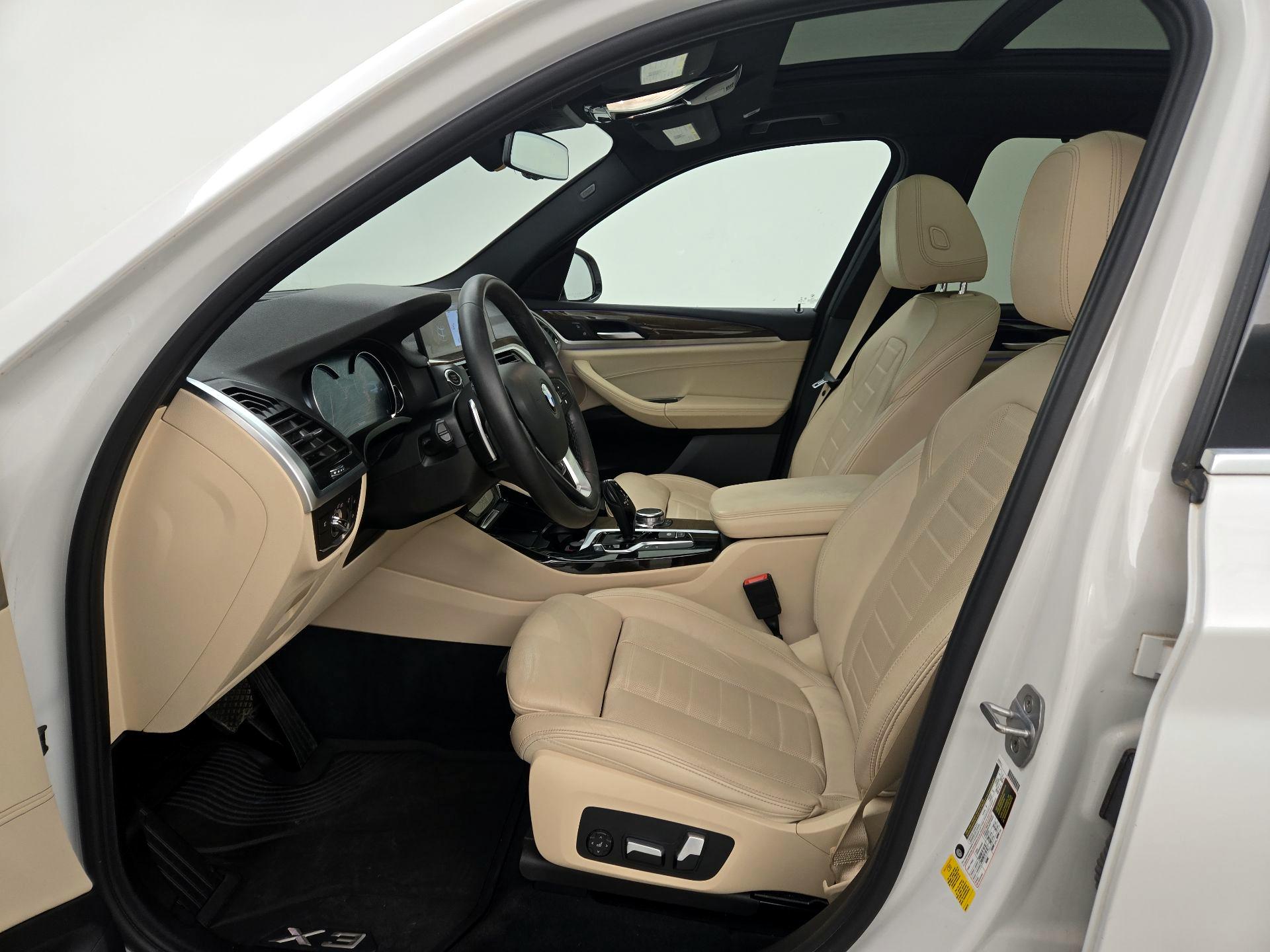 Thumbnail: 2019 BMW X3 - 11