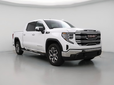 White 2024 GMC Sierra 1500 SLT