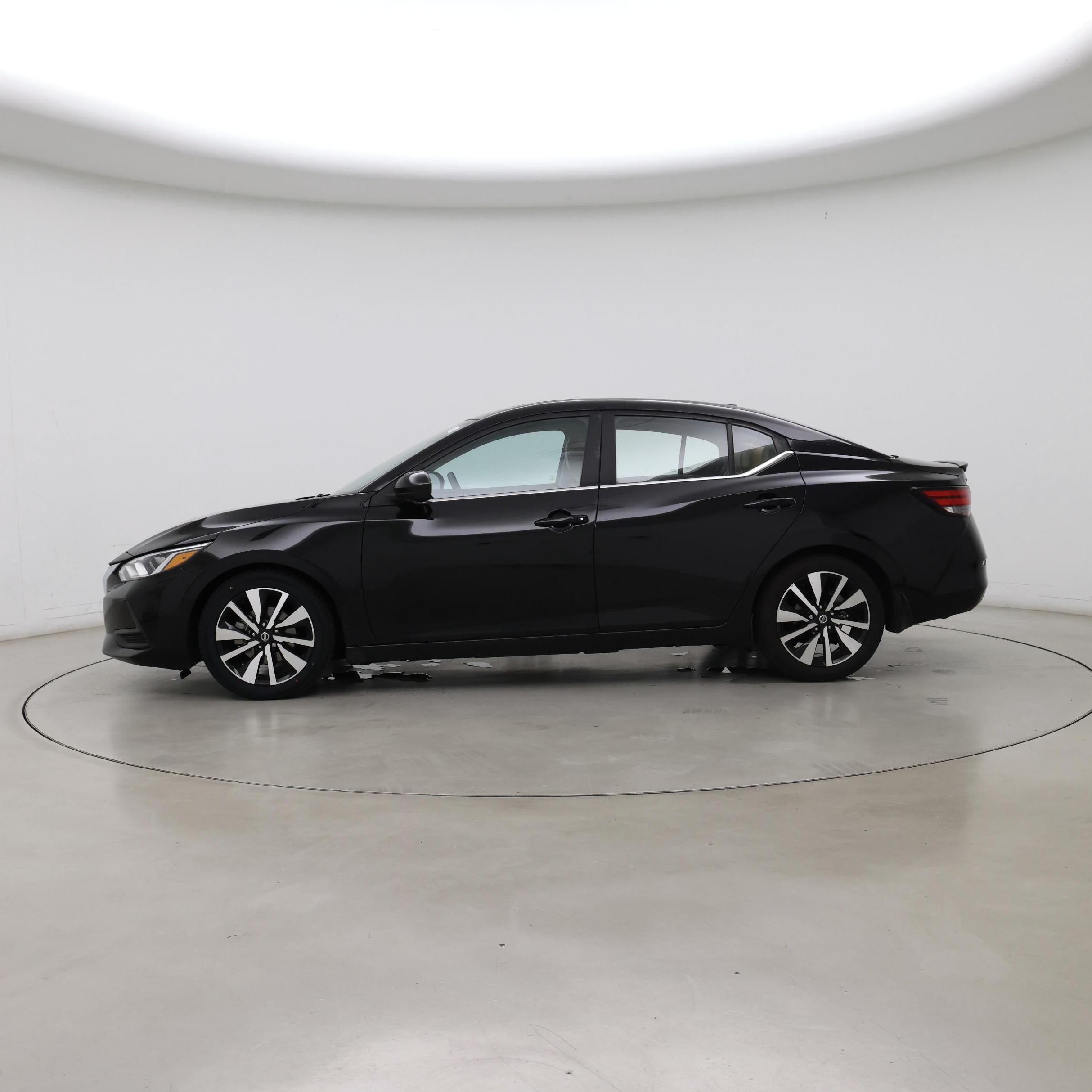 Thumbnail: 2021 Nissan Sentra - 3