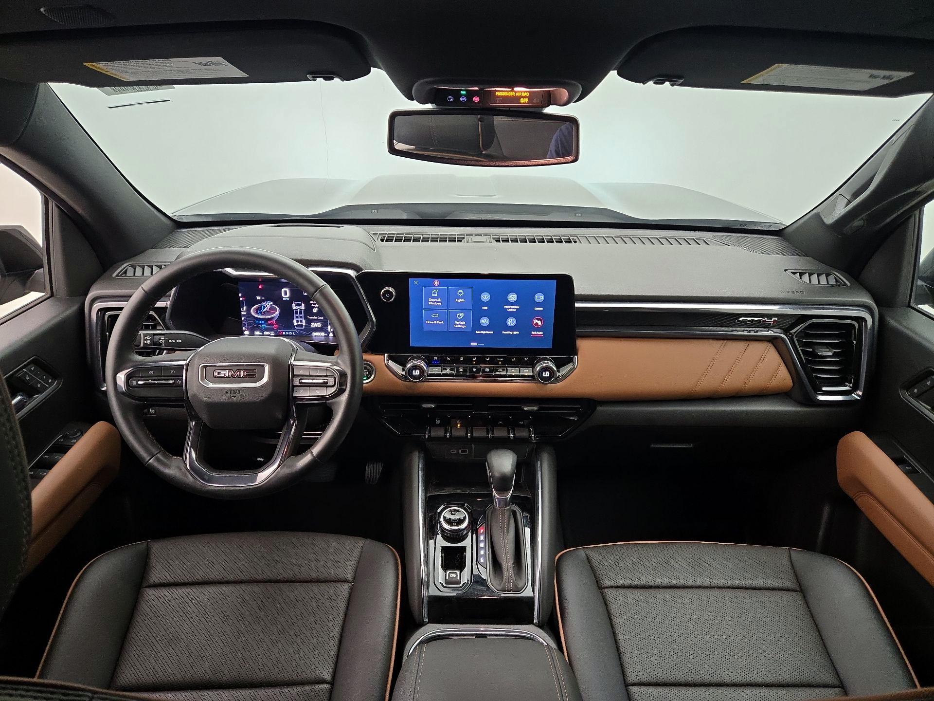 Thumbnail: 2023 GMC Canyon - 9