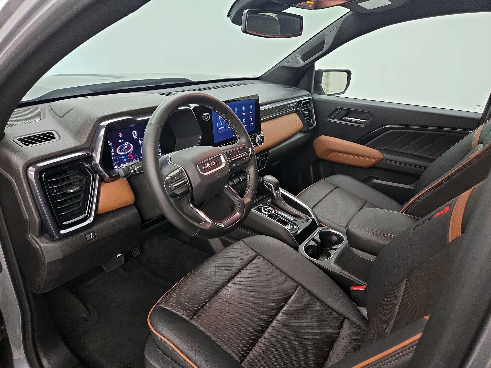 Thumbnail: 2023 GMC Canyon - 11