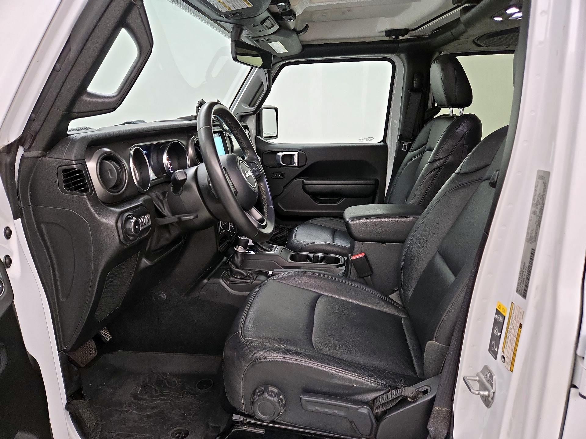 Thumbnail: 2022 Jeep Wrangler - 11