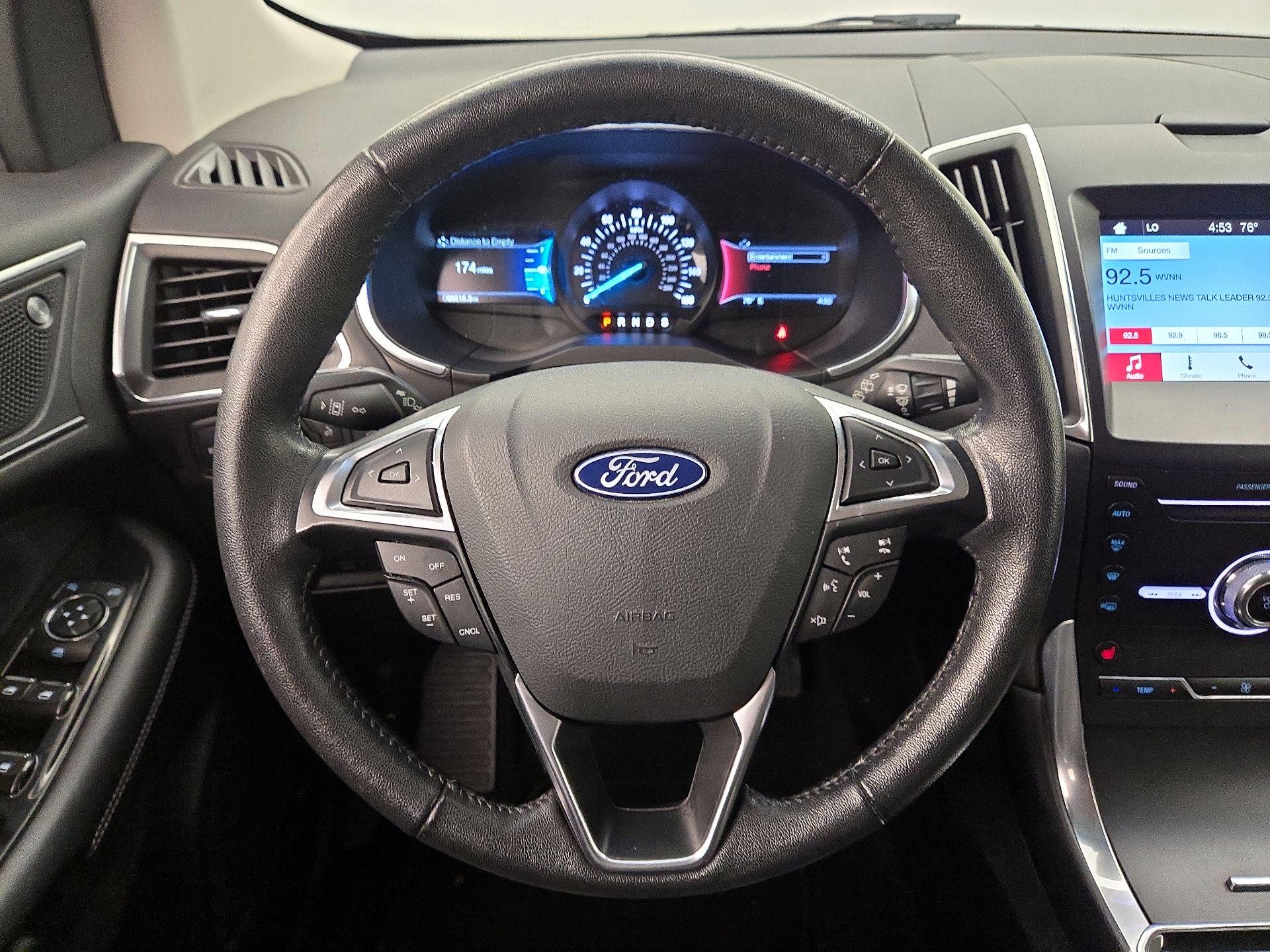 Thumbnail: 2019 Ford Edge - 10