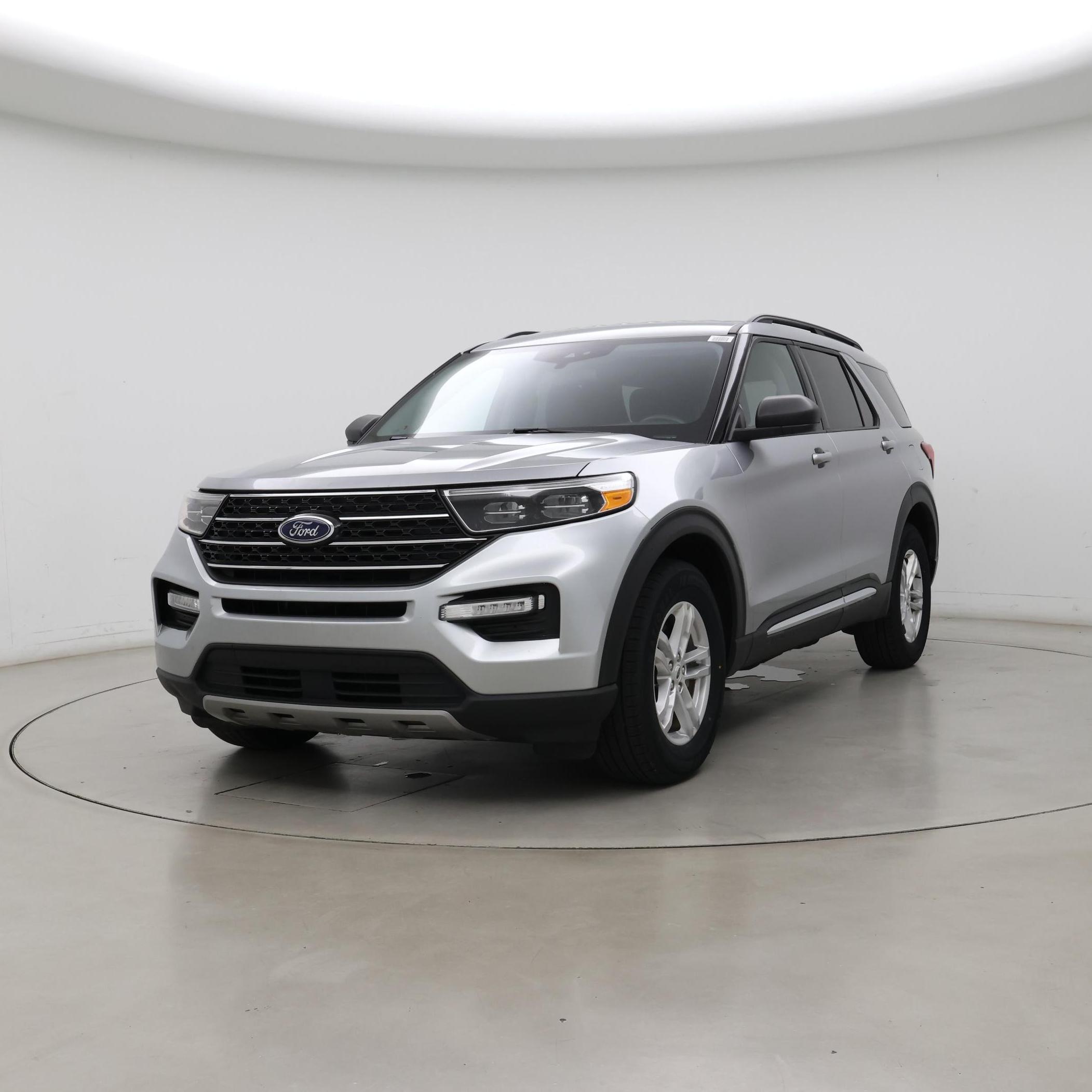 Thumbnail: 2022 Ford Explorer - 4