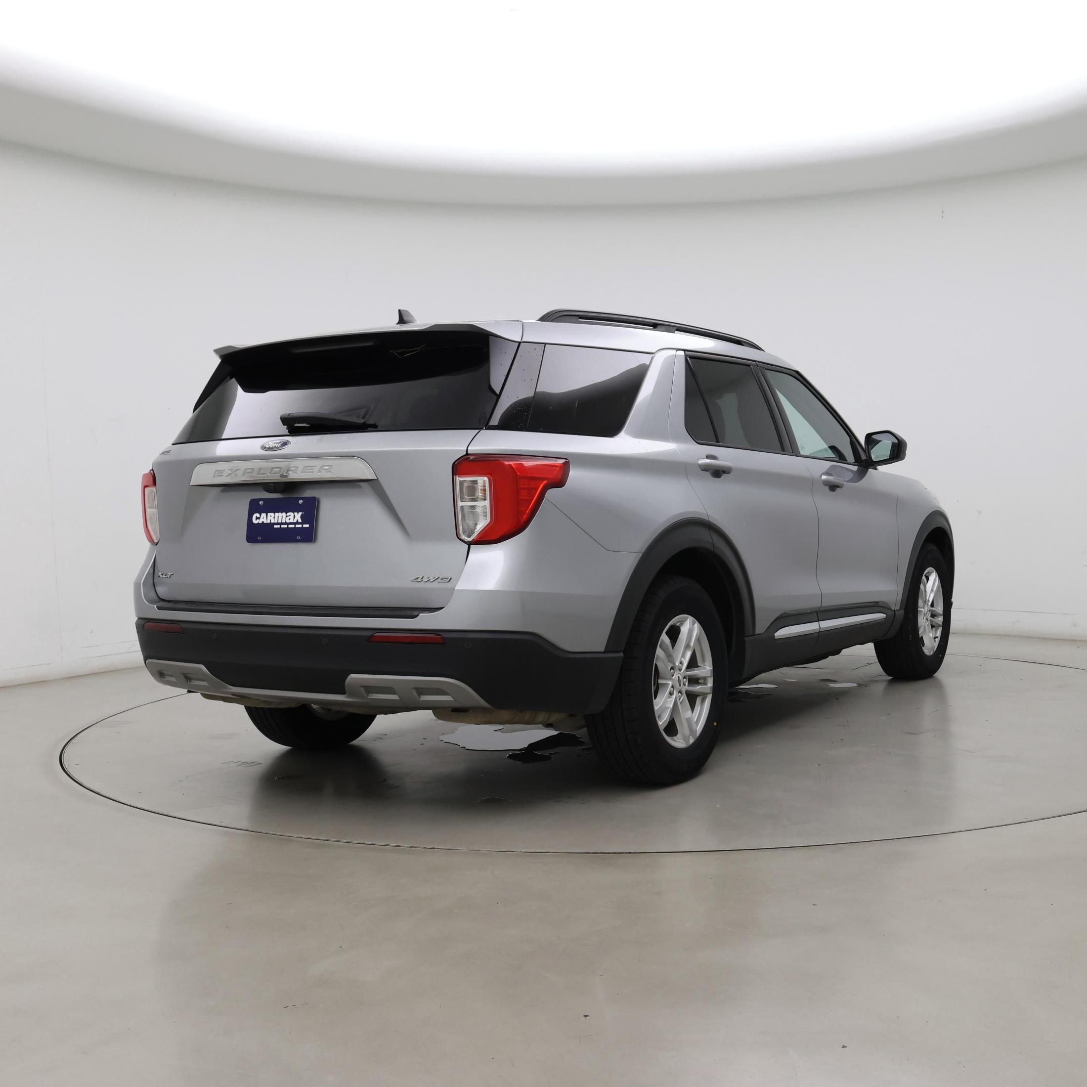Thumbnail: 2022 Ford Explorer - 8