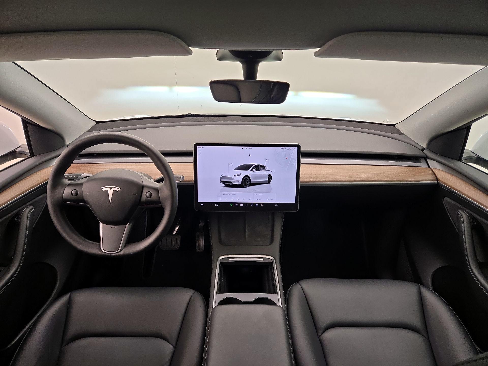 Thumbnail: 2023 Tesla Model Y - 9