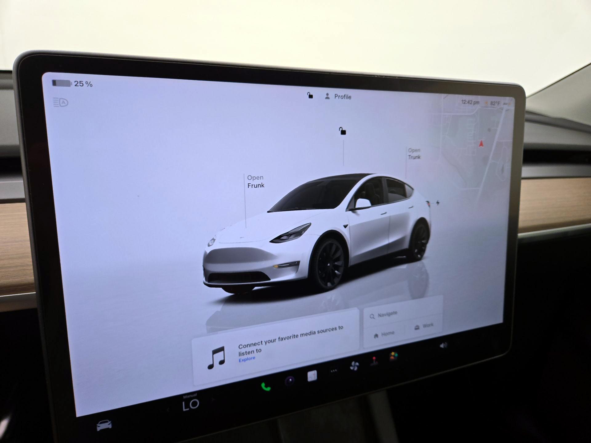 Thumbnail: 2023 Tesla Model Y - 15