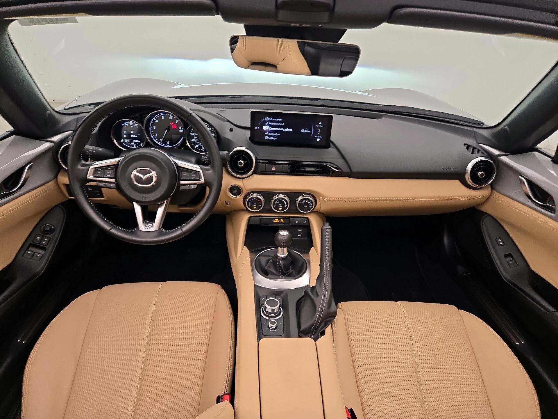 Thumbnail: 2024 Mazda MX-5 Miata - 9