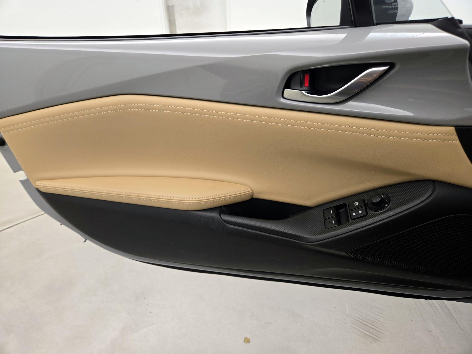 Thumbnail: 2024 Mazda MX-5 Miata - 12