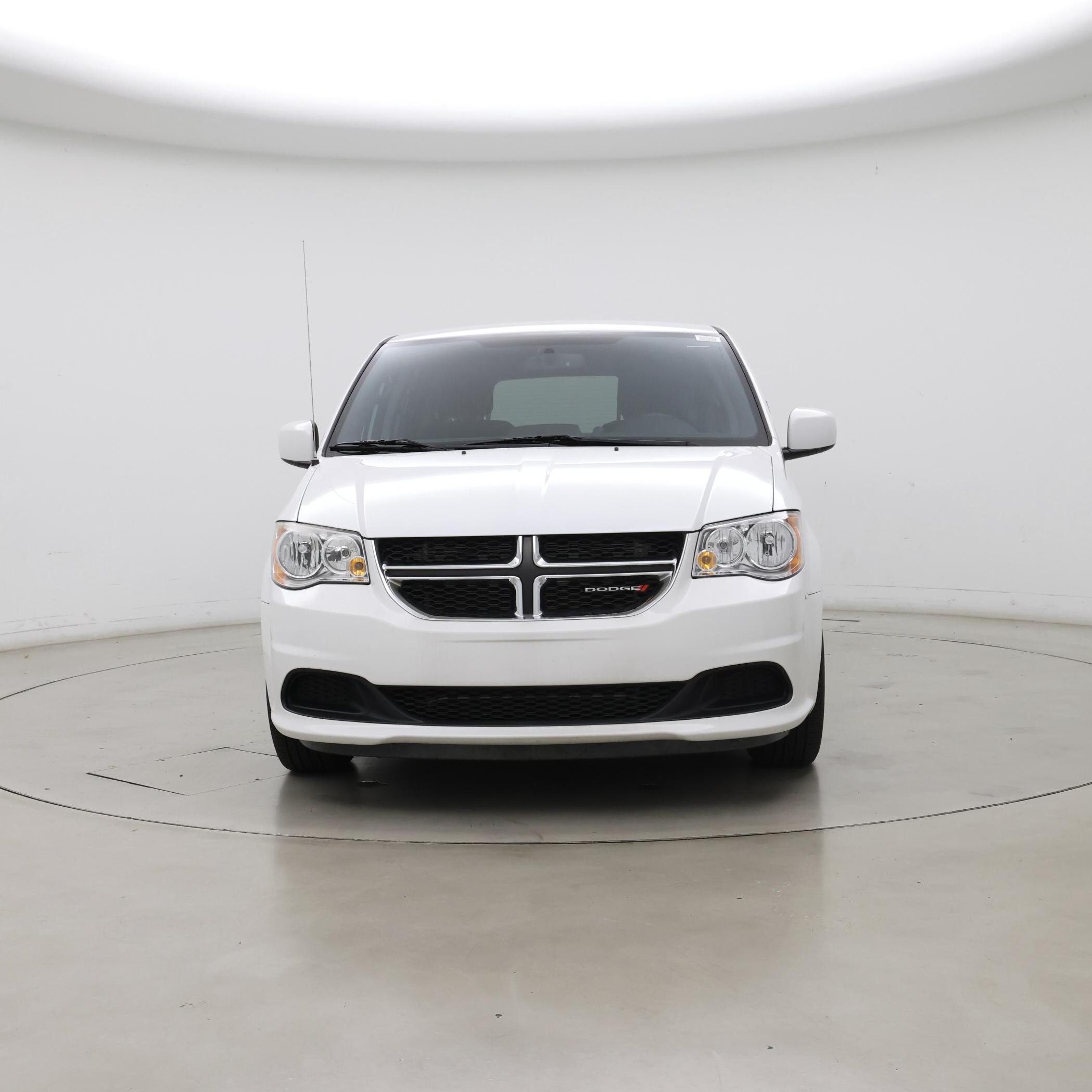 Thumbnail: 2016 Dodge Grand Caravan - 5