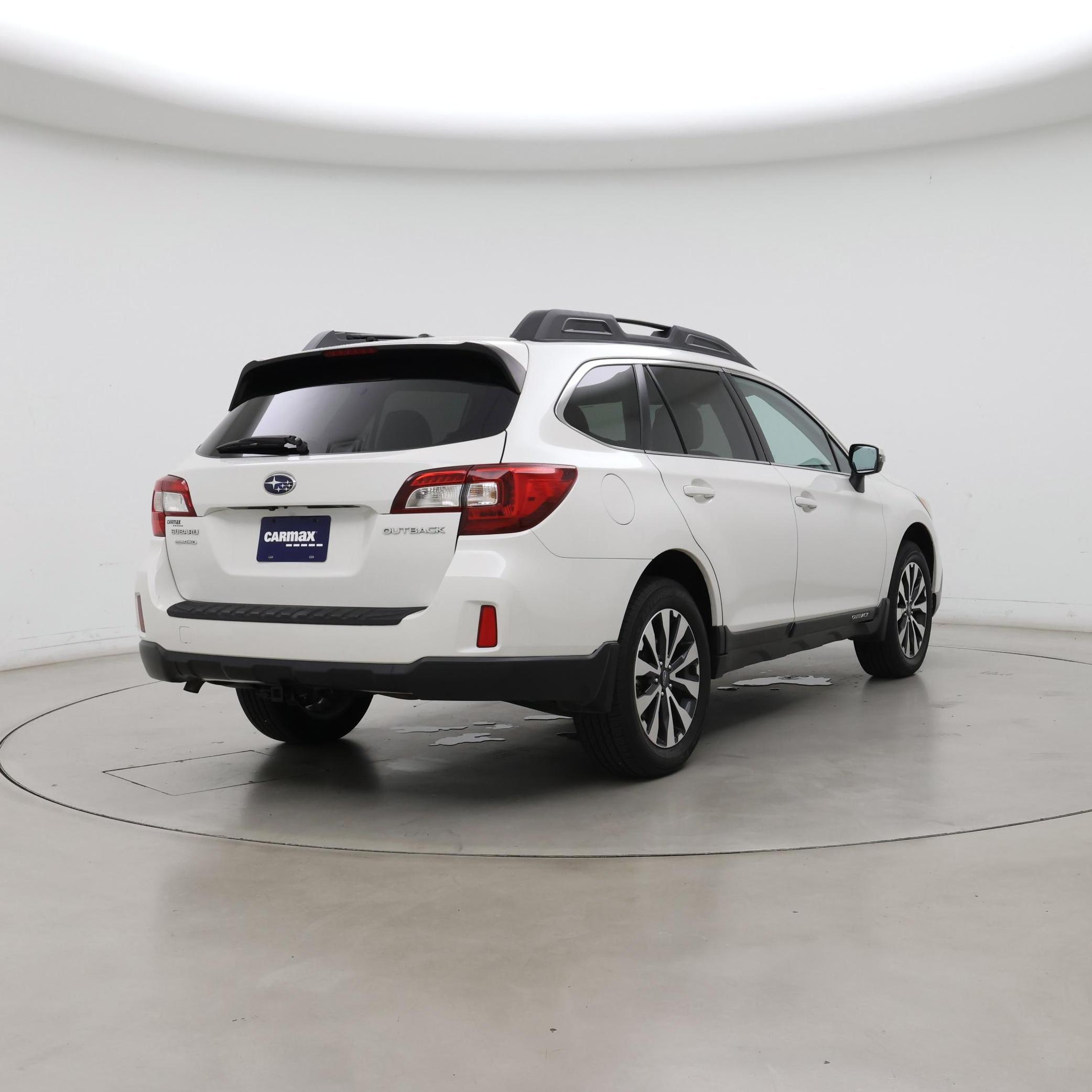 Thumbnail: 2015 Subaru Outback - 8