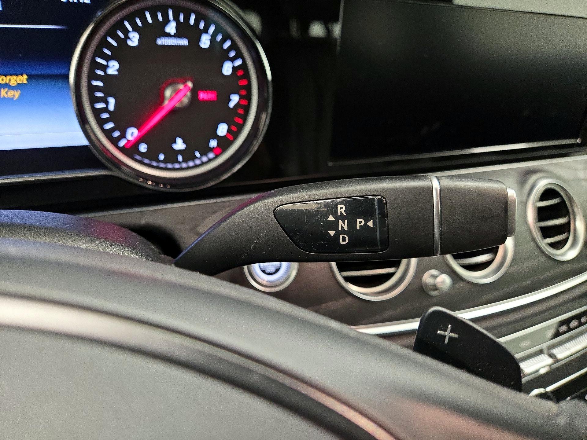 Thumbnail: 2018 Mercedes-Benz E-Class - 17