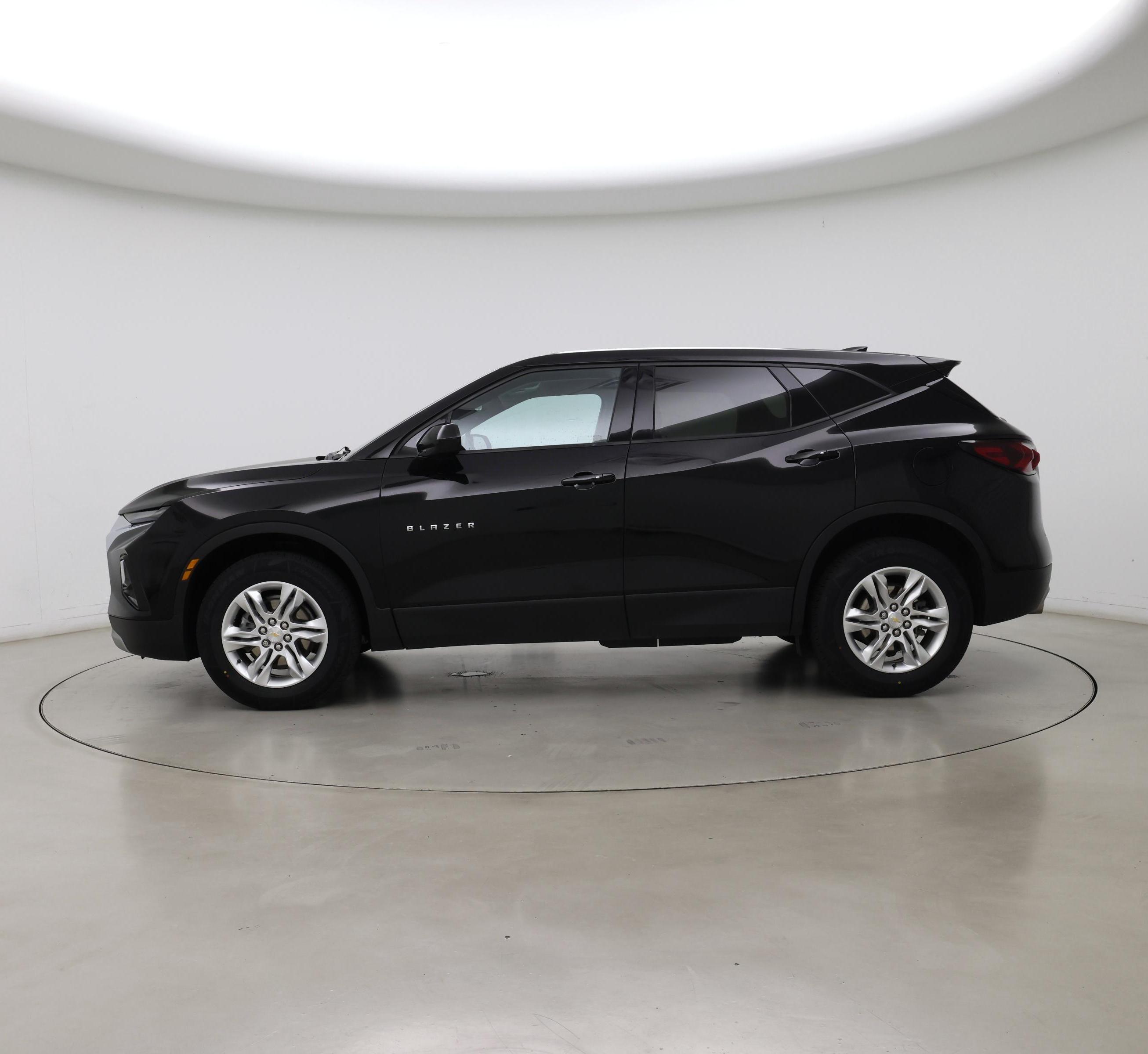 Thumbnail: 2021 Chevrolet Blazer - 3