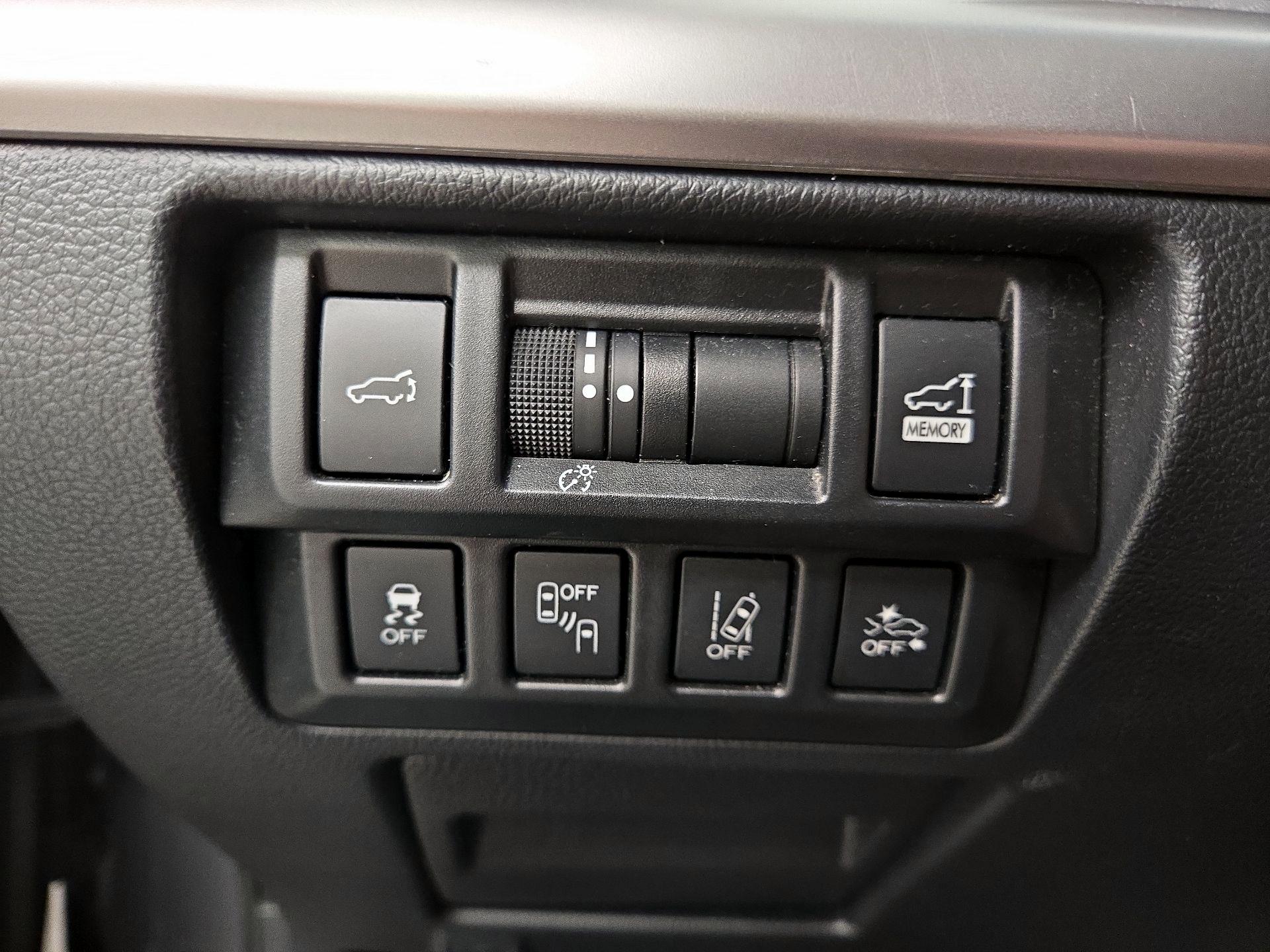 Thumbnail: 2019 Subaru Outback - 13