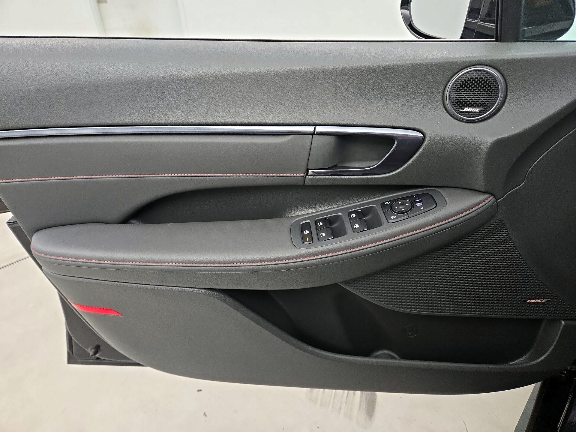 Thumbnail: 2023 Hyundai Sonata - 12