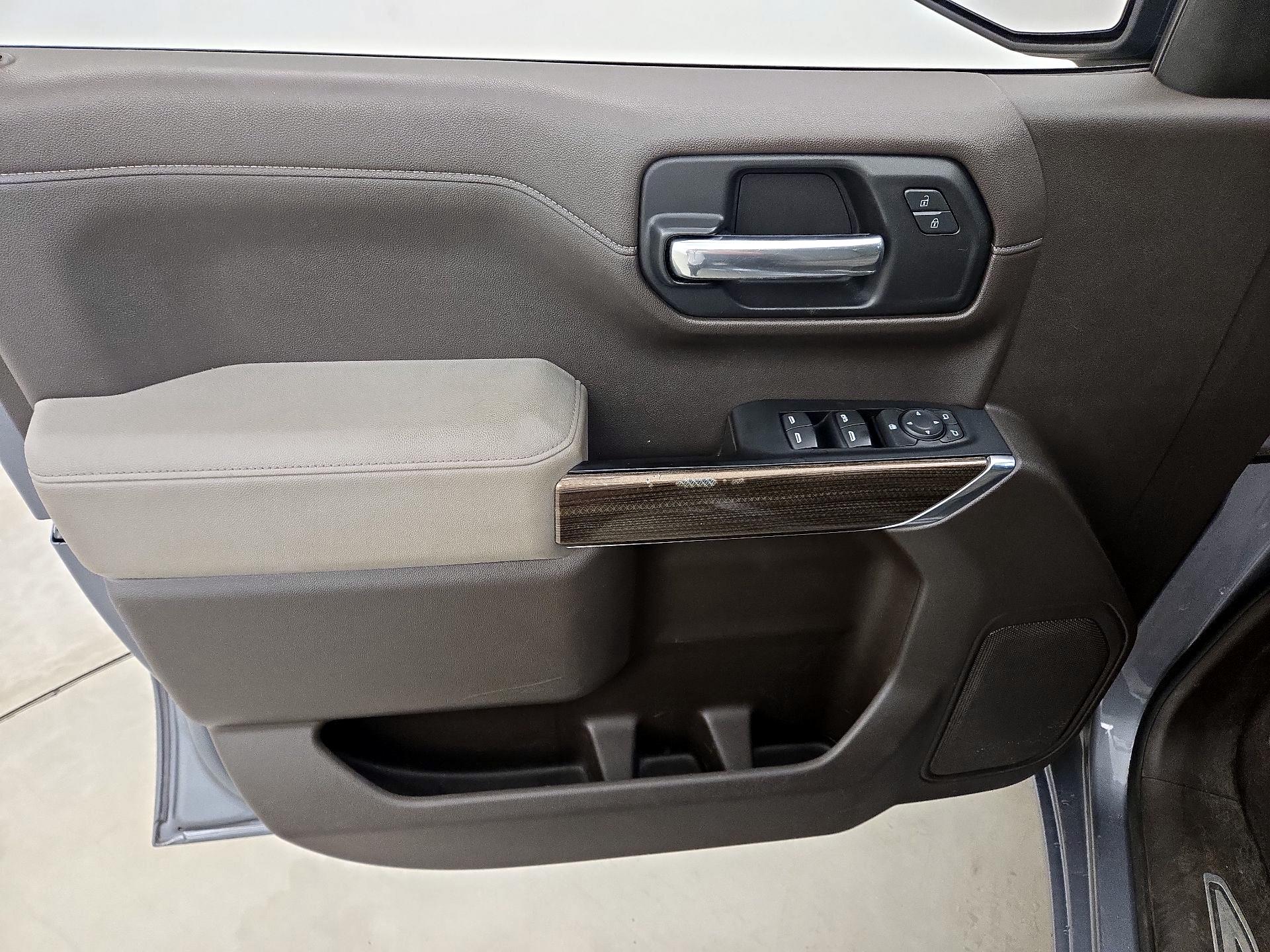 Thumbnail: 2019 Chevrolet Silverado 1500 - 12