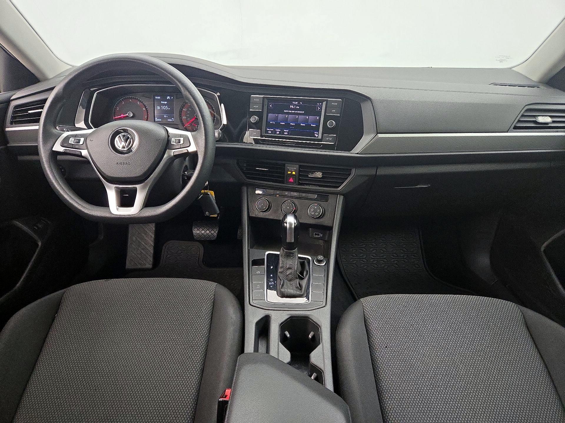 Thumbnail: 2019 Volkswagen Jetta - 9